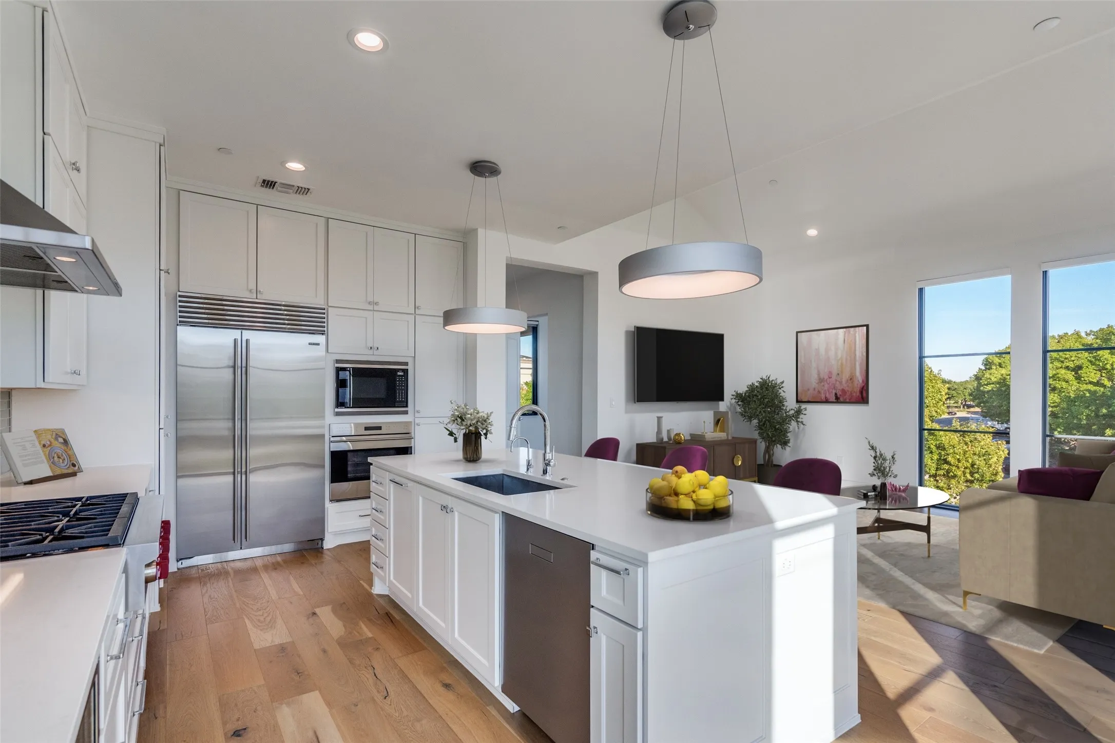 Condominium For Sale in Denton County , 5270 Town And Country Boulevard 332, Frisco, Texas 75034, 1 Bedroom, 2 Bathroom, Garage spaces, 1,624 Sqft, built in 2019, mls#21372311, Real Estate Agent in Frisco, Homes For Sale in Denton county, Homes For Sale in Frisco, Realtor in Frisco Texas, Real Estate Brokerage Independent Realty Texas, Luminita Cordes Realtor