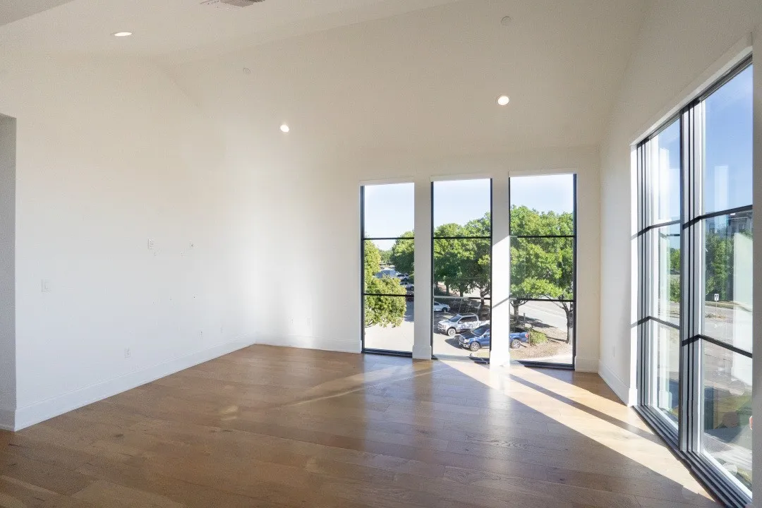 Condominium For Sale in Denton County , 5270 Town And Country Boulevard 332, Frisco, Texas 75034, 1 Bedroom, 2 Bathroom, Garage spaces, 1,624 Sqft, built in 2019, mls#21372311, Real Estate Agent in Frisco, Homes For Sale in Denton county, Homes For Sale in Frisco, Realtor in Frisco Texas, Real Estate Brokerage Independent Realty Texas, Luminita Cordes Realtor