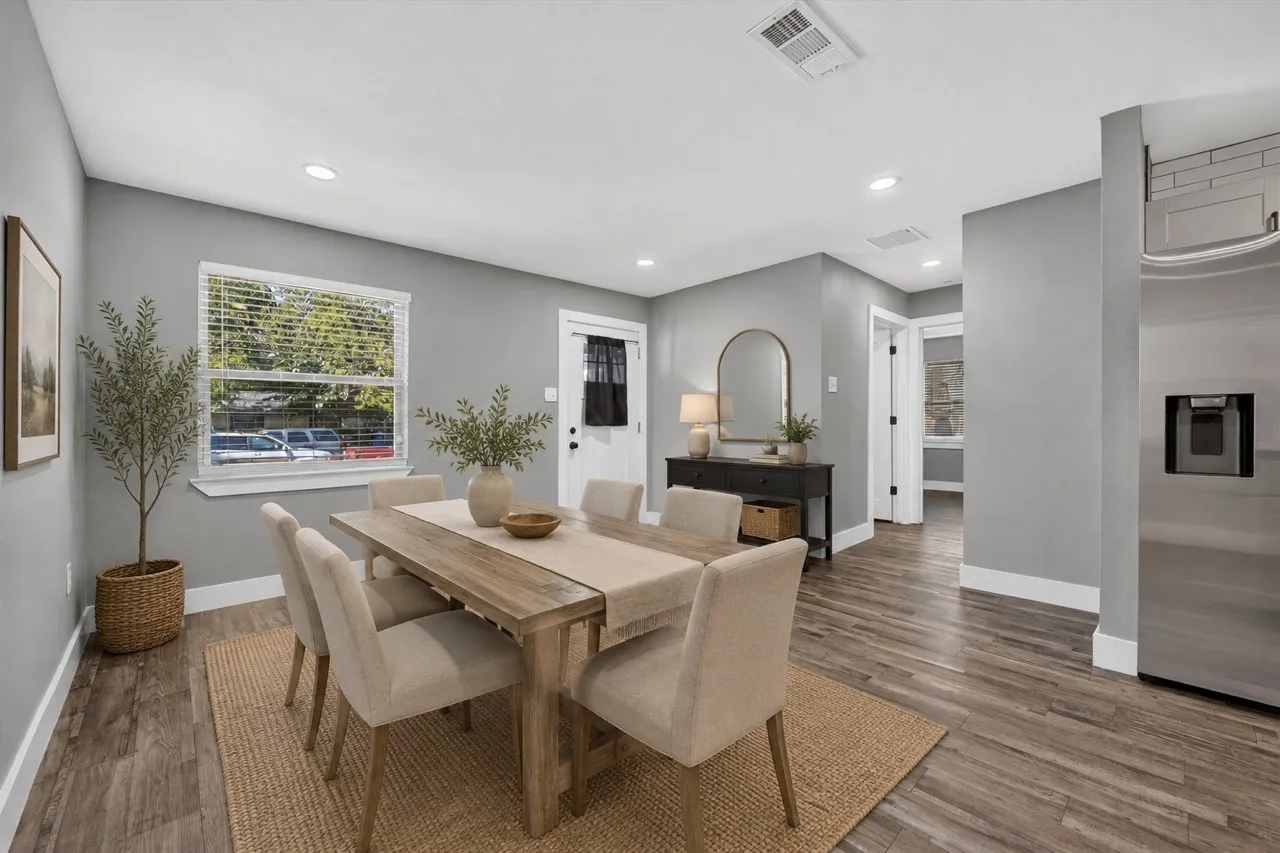 virtually staged dining area