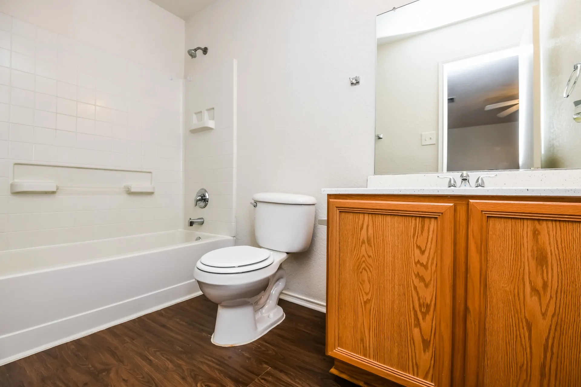 Single Family Residence For Rent in Tarrant County , 6624 Meadow Way Lane, Fort Worth, Texas 76179, 4 Bedroom, 3 Bathroom, 2 Garage spaces, 1,956 Sqft, built in 2005, mls#21372445, Real Estate Agent in Fort Worth, Homes For Rent in Tarrant county, Homes For Rent in Fort Worth, Realtor in Fort Worth Texas, Real Estate Brokerage Independent Realty Texas, Luminita Cordes Realtor