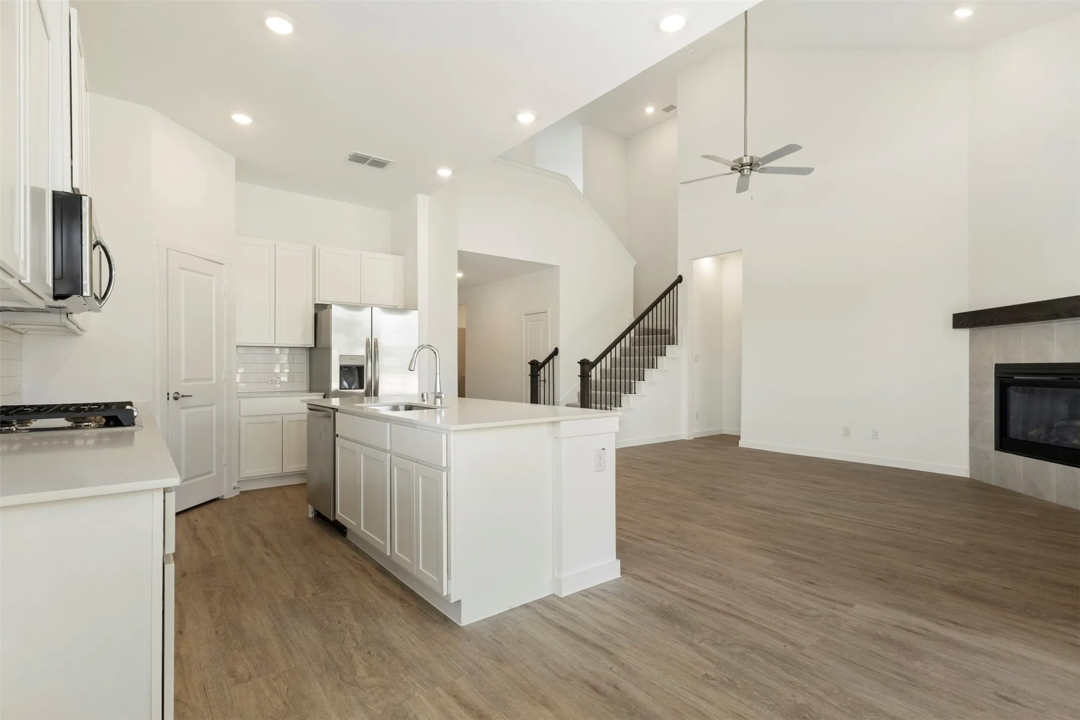 Single Family Residence For Rent in Denton County , 223 loving Trail, Justin, Texas 76247, 3 Bedroom, 3 Bathroom, 2 Garage spaces, 3,069 Sqft, built in 2026, mls#21371536, Real Estate Agent in Justin, Homes For Rent in Denton county, Homes For Rent in Justin, Realtor in Justin Texas, Real Estate Brokerage Independent Realty Texas, Luminita Cordes Realtor