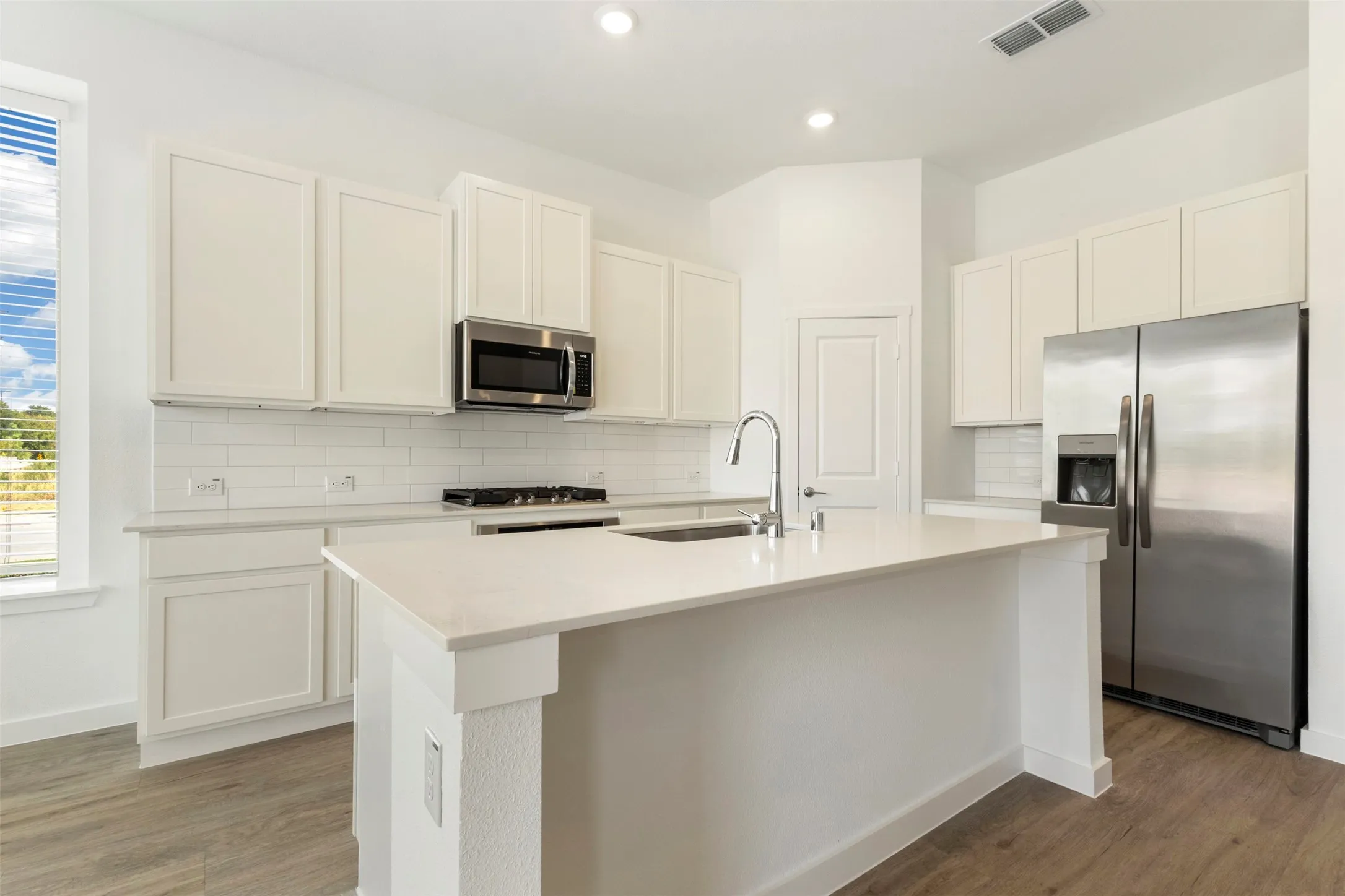 Single Family Residence For Rent in Denton County , 223 loving Trail, Justin, Texas 76247, 3 Bedroom, 3 Bathroom, 2 Garage spaces, 3,069 Sqft, built in 2026, mls#21371536, Real Estate Agent in Justin, Homes For Rent in Denton county, Homes For Rent in Justin, Realtor in Justin Texas, Real Estate Brokerage Independent Realty Texas, Luminita Cordes Realtor