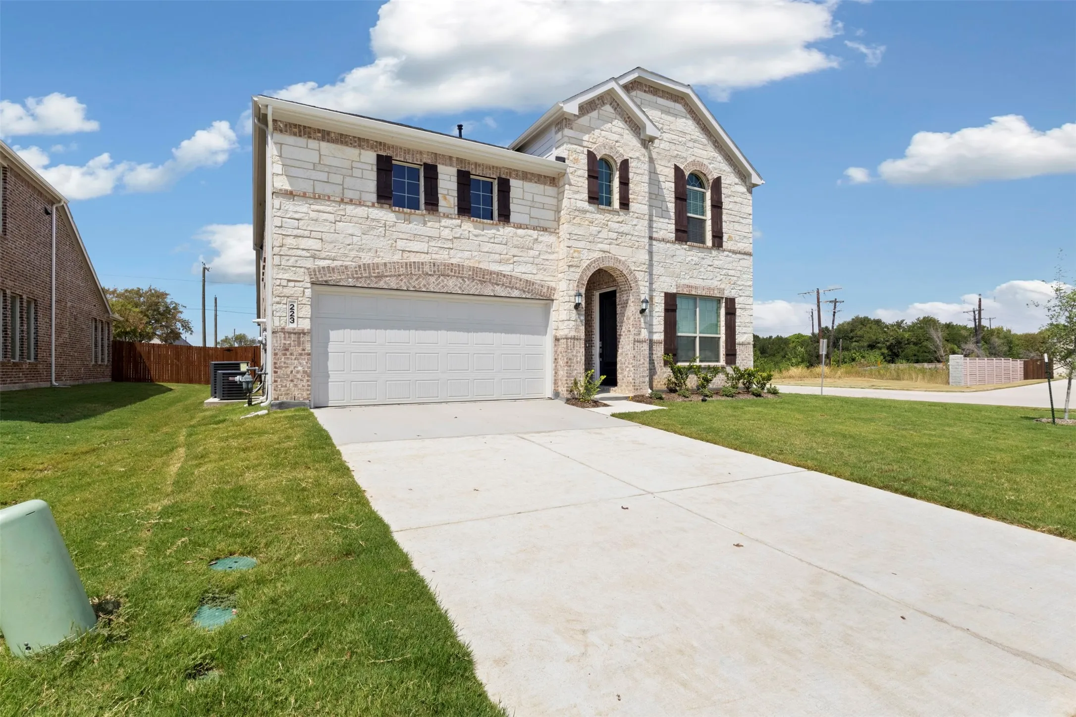 Single Family Residence For Rent in Denton County , 223 loving Trail, Justin, Texas 76247, 3 Bedroom, 3 Bathroom, 2 Garage spaces, 3,069 Sqft, built in 2026, mls#21371536, Real Estate Agent in Justin, Homes For Rent in Denton county, Homes For Rent in Justin, Realtor in Justin Texas, Real Estate Brokerage Independent Realty Texas, Luminita Cordes Realtor