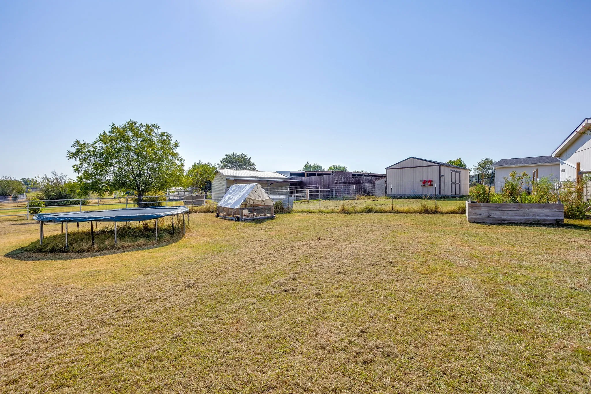 Manufactured Home For Sale in Wise County , 1212 Alliance Boulevard, Rhome, Texas 76078, 3 Bedroom, 2 Bathroom, 2 Garage spaces, 2,128 Sqft, built in 1998, mls#21372417, Real Estate Agent in Rhome, Homes For Sale in Wise county, Homes For Sale in Rhome, Realtor in Rhome Texas, Real Estate Brokerage Independent Realty Texas, Luminita Cordes Realtor