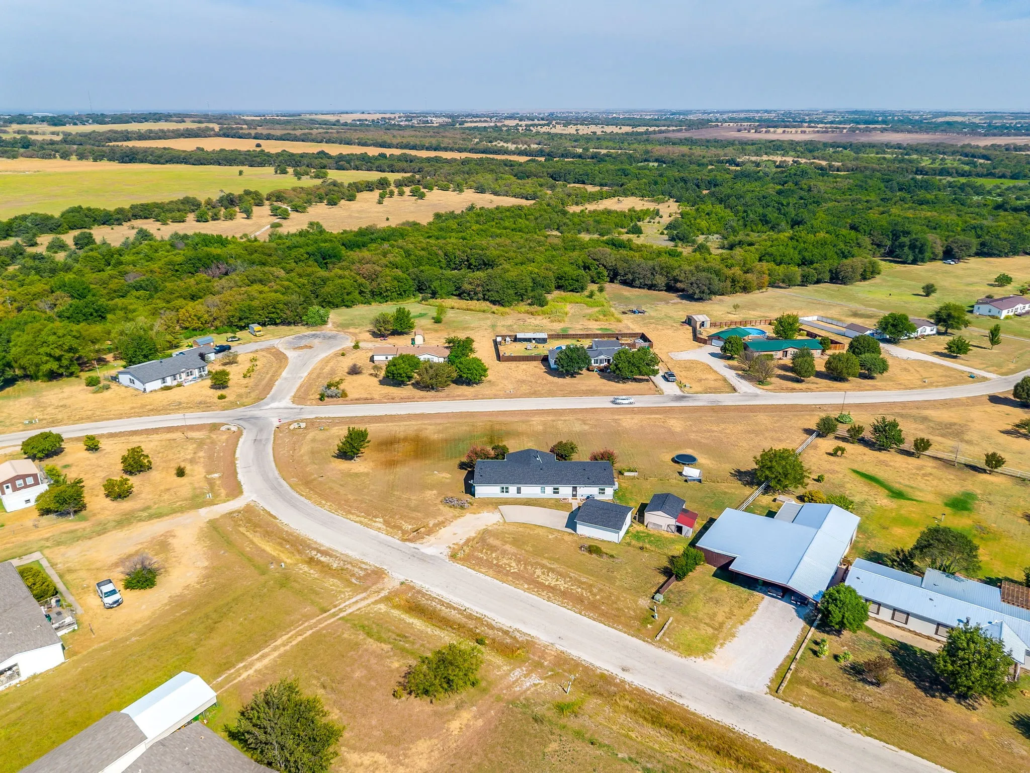 Manufactured Home For Sale in Wise County , 1212 Alliance Boulevard, Rhome, Texas 76078, 3 Bedroom, 2 Bathroom, 2 Garage spaces, 2,128 Sqft, built in 1998, mls#21372417, Real Estate Agent in Rhome, Homes For Sale in Wise county, Homes For Sale in Rhome, Realtor in Rhome Texas, Real Estate Brokerage Independent Realty Texas, Luminita Cordes Realtor