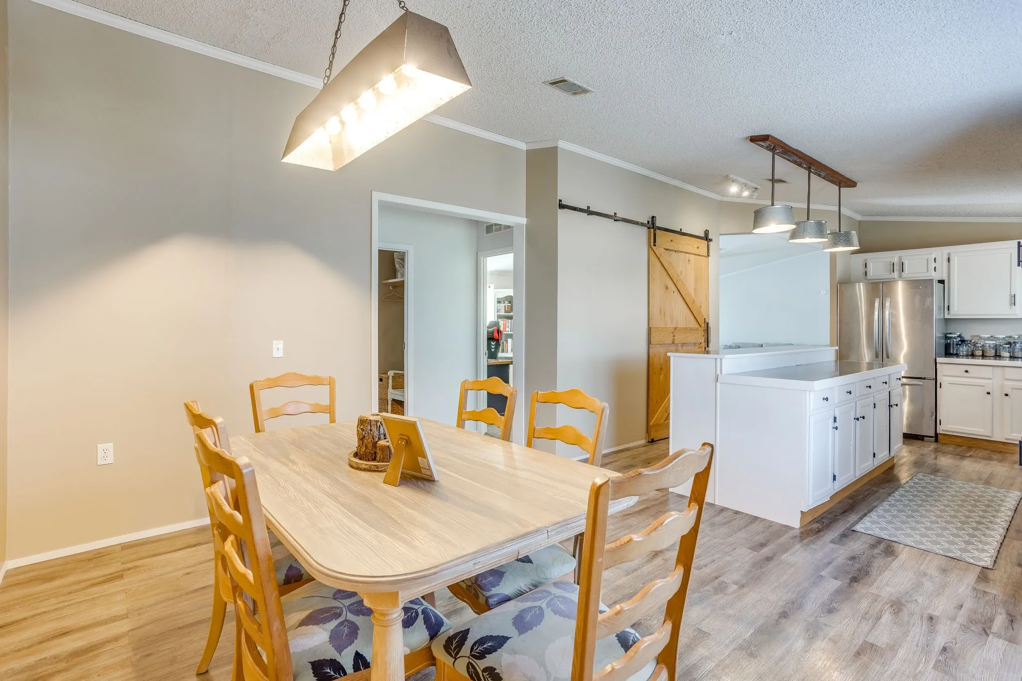 Manufactured Home For Sale in Wise County , 1212 Alliance Boulevard, Rhome, Texas 76078, 3 Bedroom, 2 Bathroom, 2 Garage spaces, 2,128 Sqft, built in 1998, mls#21372417, Real Estate Agent in Rhome, Homes For Sale in Wise county, Homes For Sale in Rhome, Realtor in Rhome Texas, Real Estate Brokerage Independent Realty Texas, Luminita Cordes Realtor