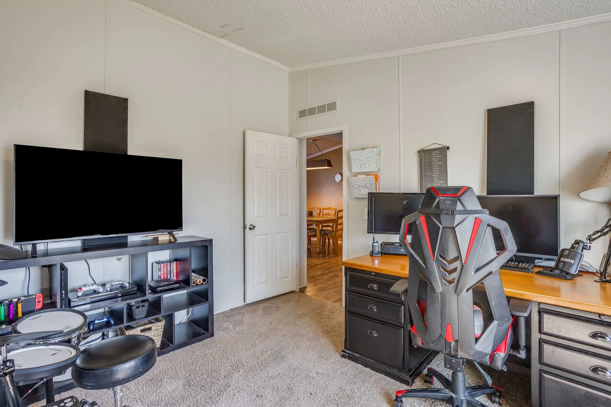Manufactured Home For Sale in Wise County , 1212 Alliance Boulevard, Rhome, Texas 76078, 3 Bedroom, 2 Bathroom, 2 Garage spaces, 2,128 Sqft, built in 1998, mls#21372417, Real Estate Agent in Rhome, Homes For Sale in Wise county, Homes For Sale in Rhome, Realtor in Rhome Texas, Real Estate Brokerage Independent Realty Texas, Luminita Cordes Realtor