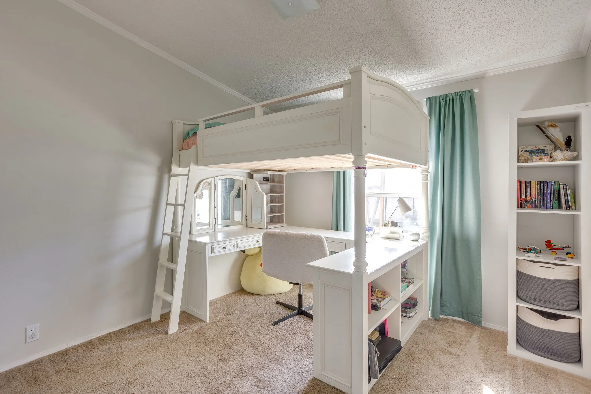 Manufactured Home For Sale in Wise County , 1212 Alliance Boulevard, Rhome, Texas 76078, 3 Bedroom, 2 Bathroom, 2 Garage spaces, 2,128 Sqft, built in 1998, mls#21372417, Real Estate Agent in Rhome, Homes For Sale in Wise county, Homes For Sale in Rhome, Realtor in Rhome Texas, Real Estate Brokerage Independent Realty Texas, Luminita Cordes Realtor