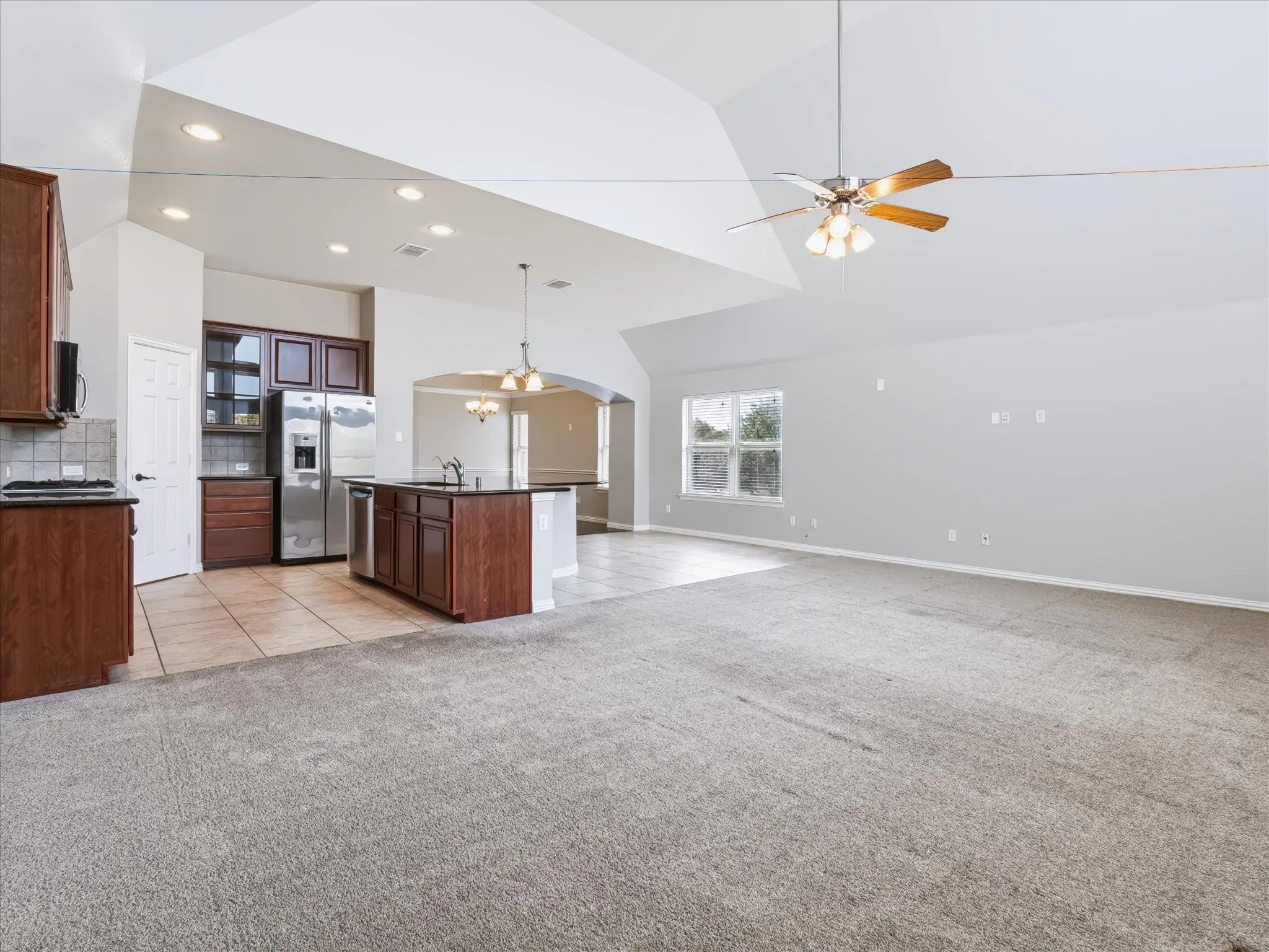 Single Family Residence For Sale in Collin County , 1707 Estacado Drive, Allen, Texas 75013, 3 Bedroom, 3 Bathroom, 2 Garage spaces, 2,353 Sqft, built in 2009, mls#21368611, Real Estate Agent in Allen, Homes For Sale in Collin county, Homes For Sale in Allen, Realtor in Allen Texas, Real Estate Brokerage Independent Realty Texas, Luminita Cordes Realtor