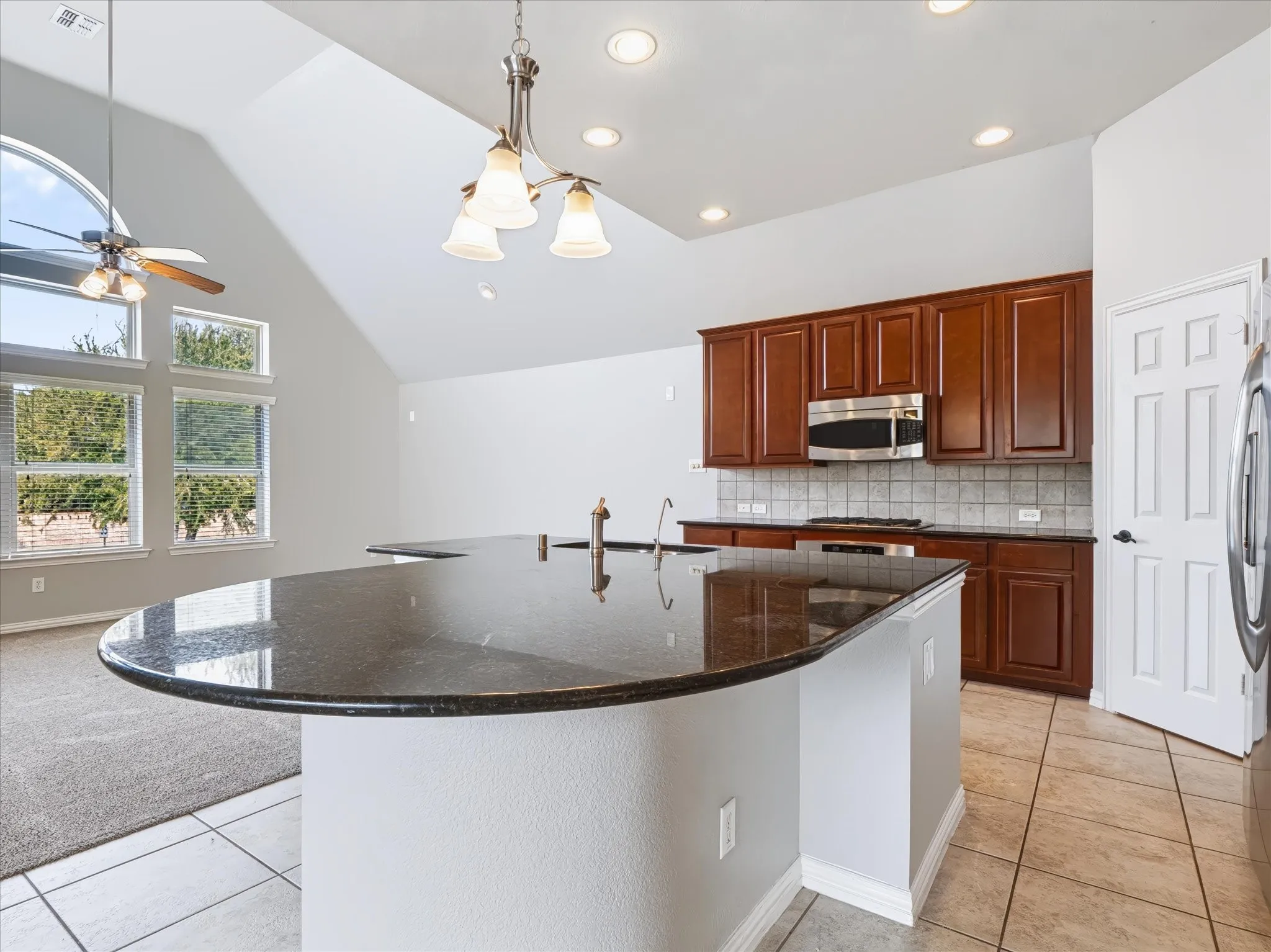 Single Family Residence For Sale in Collin County , 1707 Estacado Drive, Allen, Texas 75013, 3 Bedroom, 3 Bathroom, 2 Garage spaces, 2,353 Sqft, built in 2009, mls#21368611, Real Estate Agent in Allen, Homes For Sale in Collin county, Homes For Sale in Allen, Realtor in Allen Texas, Real Estate Brokerage Independent Realty Texas, Luminita Cordes Realtor