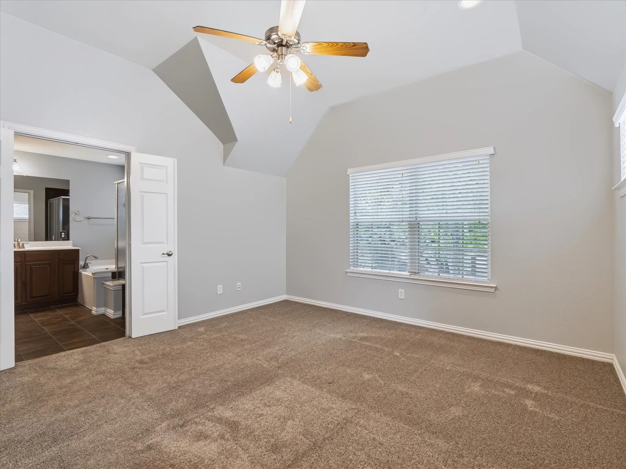 Single Family Residence For Rent in Collin County , 1707 Estacado Drive, Allen, Texas 75013, 3 Bedroom, 3 Bathroom, 2 Garage spaces, 2,353 Sqft, built in 2009, mls#21372454, Real Estate Agent in Allen, Homes For Rent in Collin county, Homes For Rent in Allen, Realtor in Allen Texas, Real Estate Brokerage Independent Realty Texas, Luminita Cordes Realtor