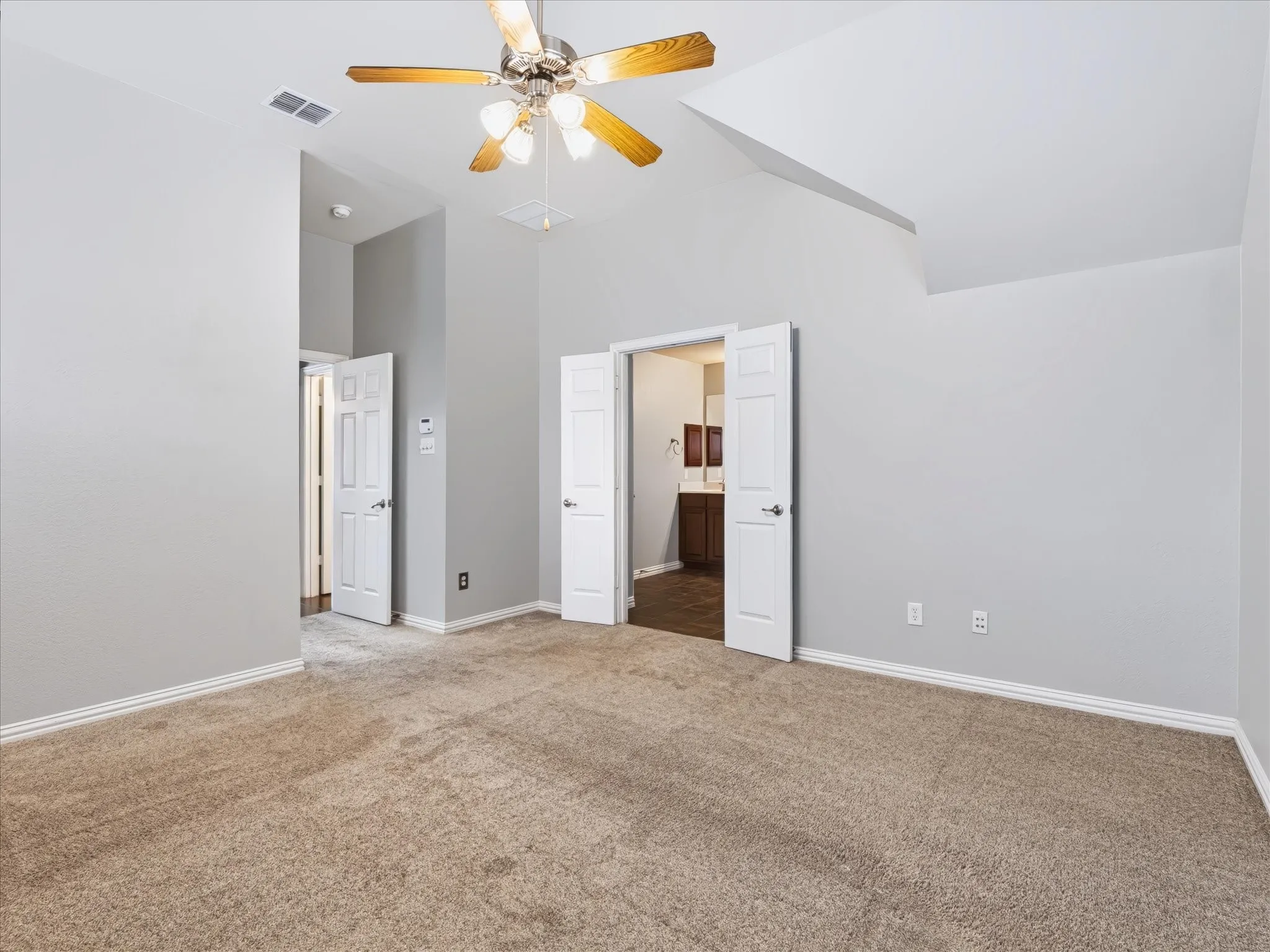 Single Family Residence For Rent in Collin County , 1707 Estacado Drive, Allen, Texas 75013, 3 Bedroom, 3 Bathroom, 2 Garage spaces, 2,353 Sqft, built in 2009, mls#21372454, Real Estate Agent in Allen, Homes For Rent in Collin county, Homes For Rent in Allen, Realtor in Allen Texas, Real Estate Brokerage Independent Realty Texas, Luminita Cordes Realtor