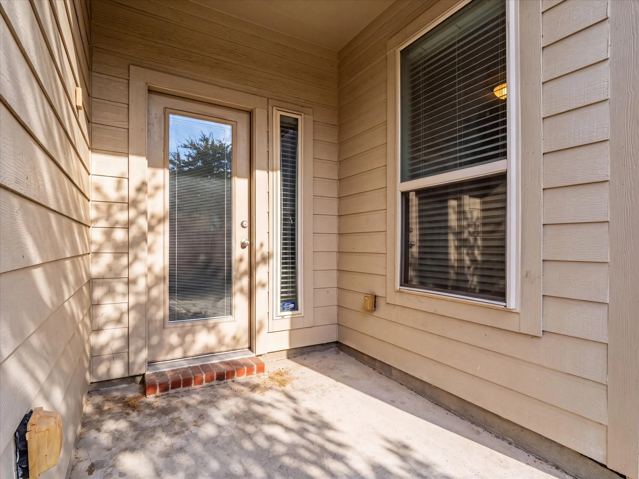 Single Family Residence For Rent in Collin County , 1707 Estacado Drive, Allen, Texas 75013, 3 Bedroom, 3 Bathroom, 2 Garage spaces, 2,353 Sqft, built in 2009, mls#21372454, Real Estate Agent in Allen, Homes For Rent in Collin county, Homes For Rent in Allen, Realtor in Allen Texas, Real Estate Brokerage Independent Realty Texas, Luminita Cordes Realtor