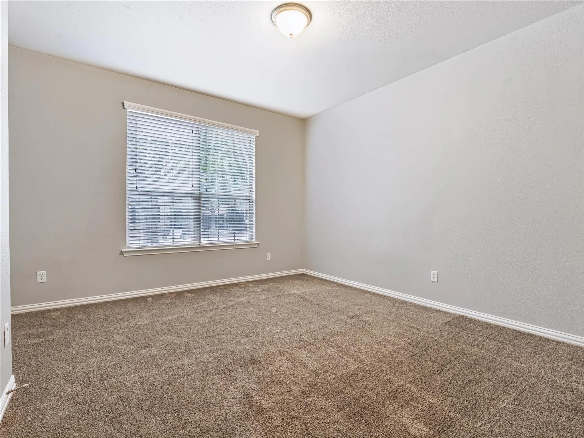 Single Family Residence For Rent in Collin County , 1707 Estacado Drive, Allen, Texas 75013, 3 Bedroom, 3 Bathroom, 2 Garage spaces, 2,353 Sqft, built in 2009, mls#21372454, Real Estate Agent in Allen, Homes For Rent in Collin county, Homes For Rent in Allen, Realtor in Allen Texas, Real Estate Brokerage Independent Realty Texas, Luminita Cordes Realtor