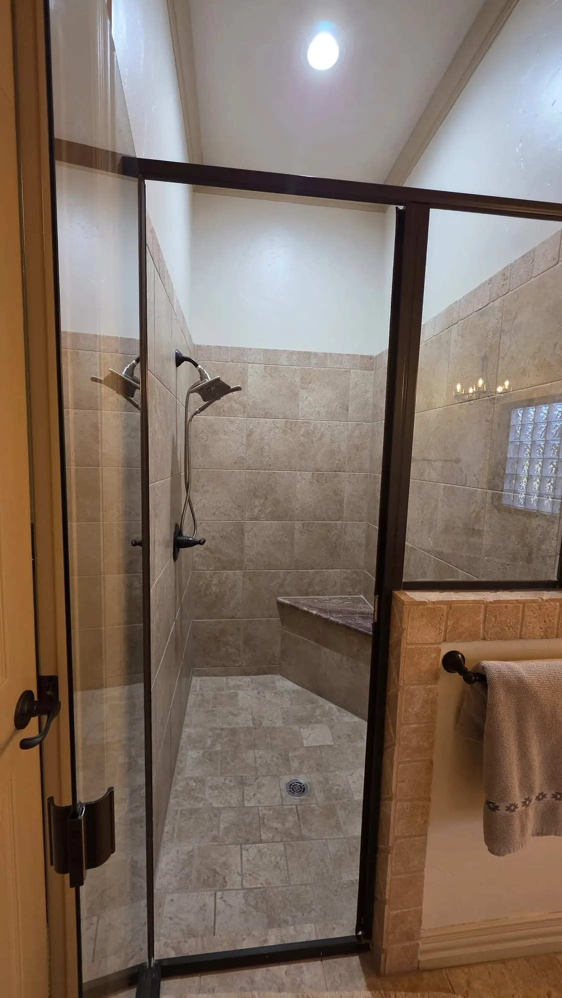 Single Family Residence For Sale in Tarrant County , 5510 Texas Trail, Colleyville, Texas 76034, 4 Bedroom, 4 Bathroom, 3 Garage spaces, 4,456 Sqft, built in 2004, mls#21372465, Real Estate Agent in Colleyville, Homes For Sale in Tarrant county, Homes For Sale in Colleyville, Realtor in Colleyville Texas, Real Estate Brokerage Independent Realty Texas, Luminita Cordes Realtor
