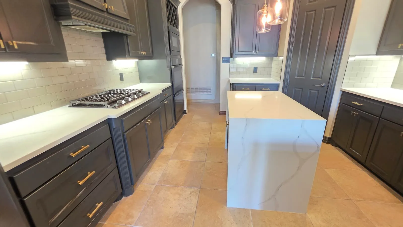 Single Family Residence For Sale in Tarrant County , 5510 Texas Trail, Colleyville, Texas 76034, 4 Bedroom, 4 Bathroom, 3 Garage spaces, 4,456 Sqft, built in 2004, mls#21372465, Real Estate Agent in Colleyville, Homes For Sale in Tarrant county, Homes For Sale in Colleyville, Realtor in Colleyville Texas, Real Estate Brokerage Independent Realty Texas, Luminita Cordes Realtor