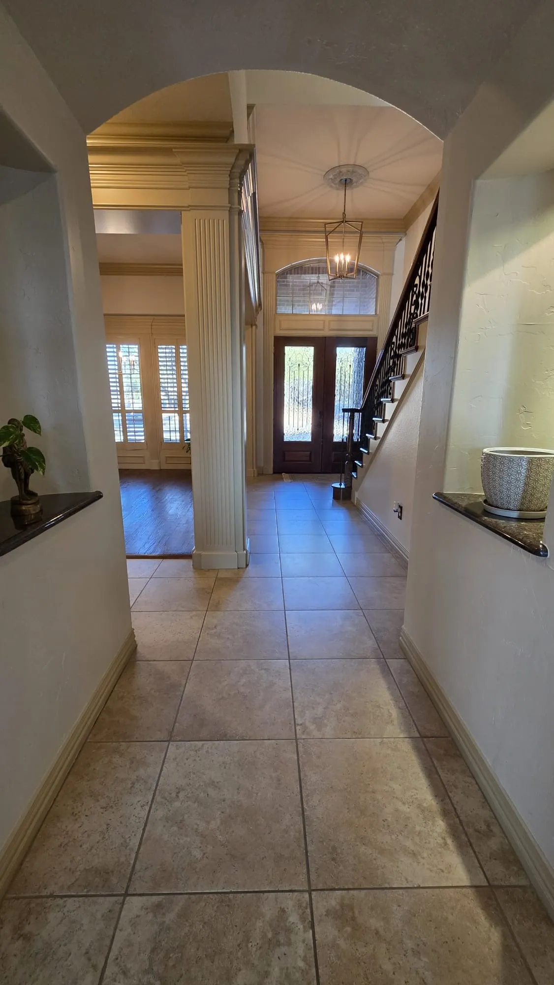 Single Family Residence For Sale in Tarrant County , 5510 Texas Trail, Colleyville, Texas 76034, 4 Bedroom, 4 Bathroom, 3 Garage spaces, 4,456 Sqft, built in 2004, mls#21372465, Real Estate Agent in Colleyville, Homes For Sale in Tarrant county, Homes For Sale in Colleyville, Realtor in Colleyville Texas, Real Estate Brokerage Independent Realty Texas, Luminita Cordes Realtor