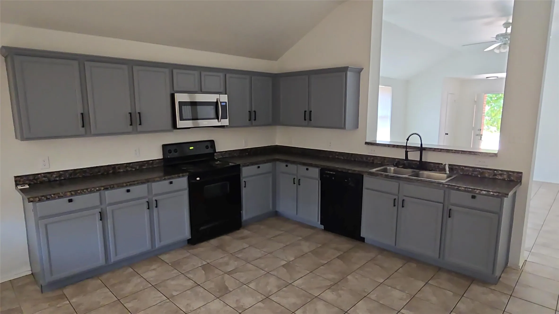 Single Family Residence For Rent in Denton County , 1008 Shearwater Avenue, Aubrey, Texas 76227, 3 Bedroom, 2 Bathroom, 2 Garage spaces, 1,467 Sqft, built in 2005, mls#21372468, Real Estate Agent in Aubrey, Homes For Rent in Denton county, Homes For Rent in Aubrey, Realtor in Aubrey Texas, Real Estate Brokerage Independent Realty Texas, Luminita Cordes Realtor