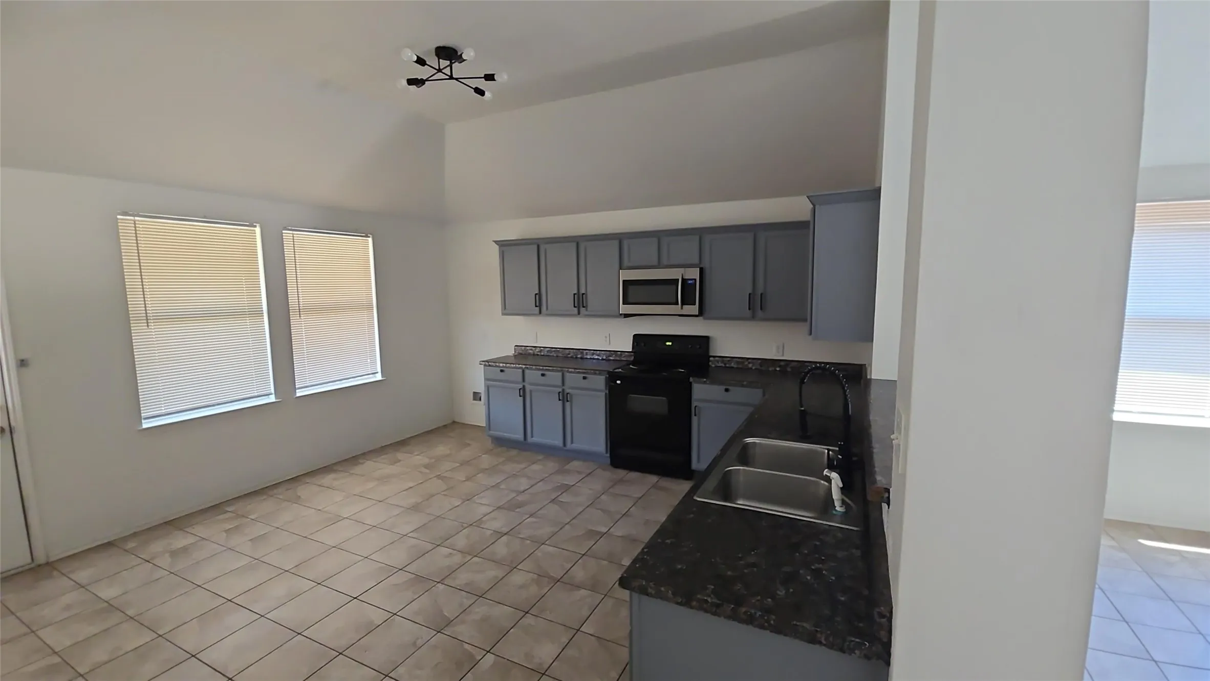 Single Family Residence For Rent in Denton County , 1008 Shearwater Avenue, Aubrey, Texas 76227, 3 Bedroom, 2 Bathroom, 2 Garage spaces, 1,467 Sqft, built in 2005, mls#21372468, Real Estate Agent in Aubrey, Homes For Rent in Denton county, Homes For Rent in Aubrey, Realtor in Aubrey Texas, Real Estate Brokerage Independent Realty Texas, Luminita Cordes Realtor