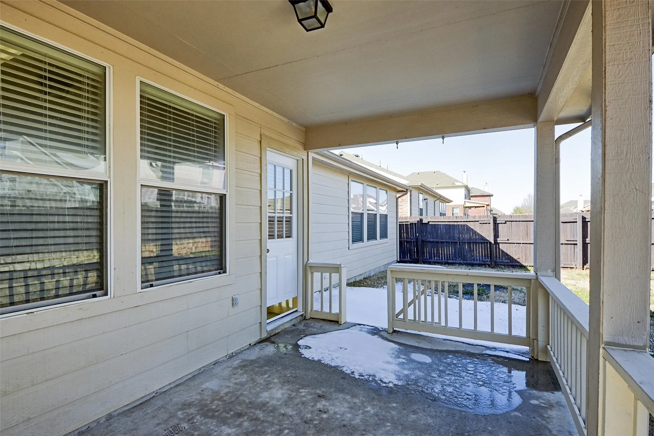 Single Family Residence For Rent in Denton County , 1008 Shearwater Avenue, Aubrey, Texas 76227, 3 Bedroom, 2 Bathroom, 2 Garage spaces, 1,467 Sqft, built in 2005, mls#21372468, Real Estate Agent in Aubrey, Homes For Rent in Denton county, Homes For Rent in Aubrey, Realtor in Aubrey Texas, Real Estate Brokerage Independent Realty Texas, Luminita Cordes Realtor