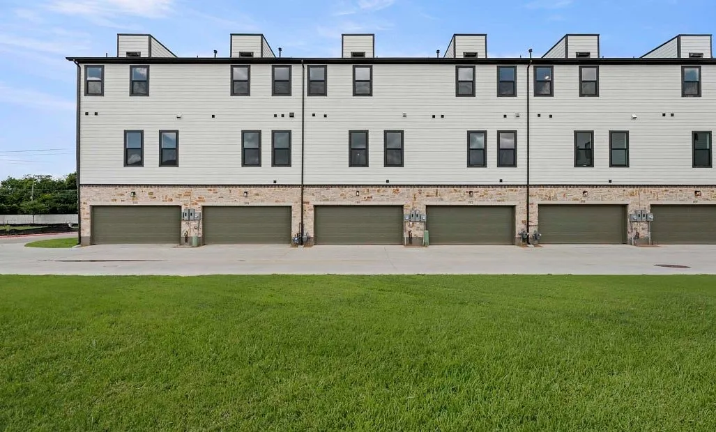 Rear Exterior Design