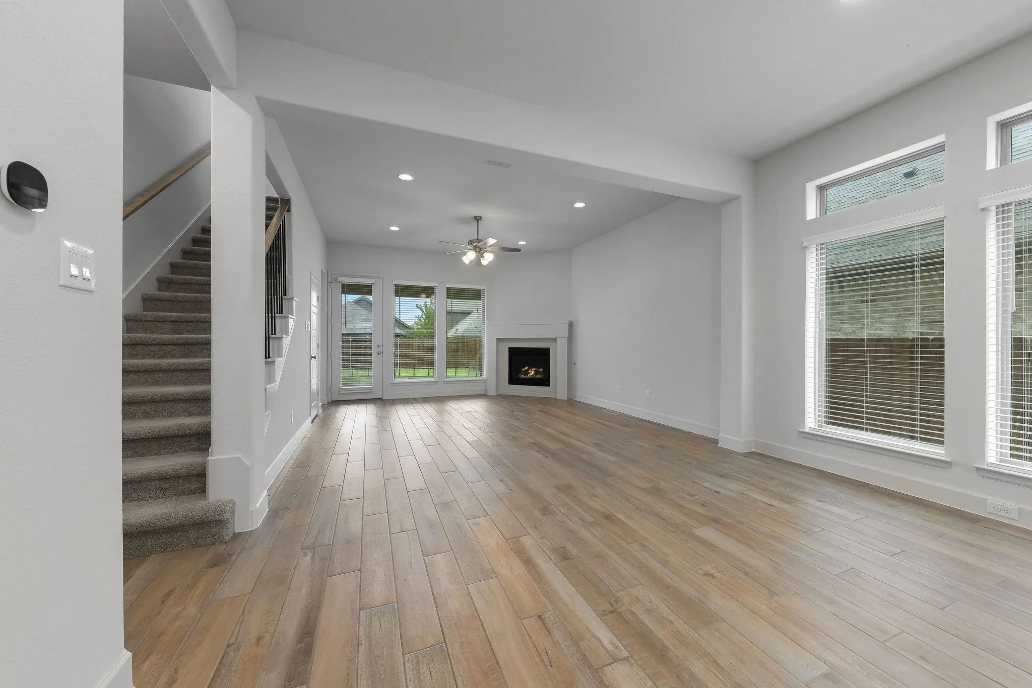 Single Family Residence For Rent in Rockwall County , 3033 Elmwood Street, Fate, Texas 75087, 4 Bedroom, 3 Bathroom, 2 Garage spaces, 2,480 Sqft, built in 2023, mls#21370974, Real Estate Agent in Fate, Homes For Rent in Rockwall county, Homes For Rent in Fate, Realtor in Fate Texas, Real Estate Brokerage Independent Realty Texas, Luminita Cordes Realtor
