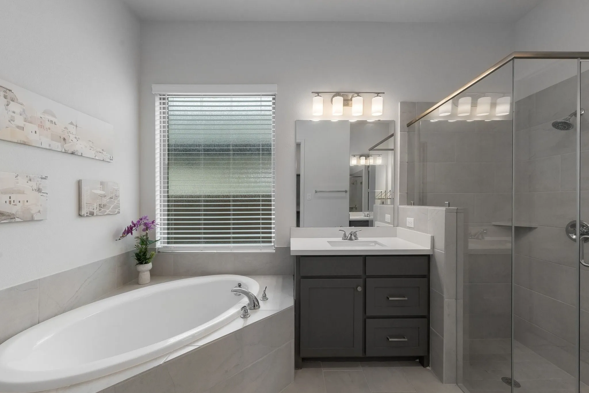 Single Family Residence For Rent in Rockwall County , 3033 Elmwood Street, Fate, Texas 75087, 4 Bedroom, 3 Bathroom, 2 Garage spaces, 2,480 Sqft, built in 2023, mls#21370974, Real Estate Agent in Fate, Homes For Rent in Rockwall county, Homes For Rent in Fate, Realtor in Fate Texas, Real Estate Brokerage Independent Realty Texas, Luminita Cordes Realtor