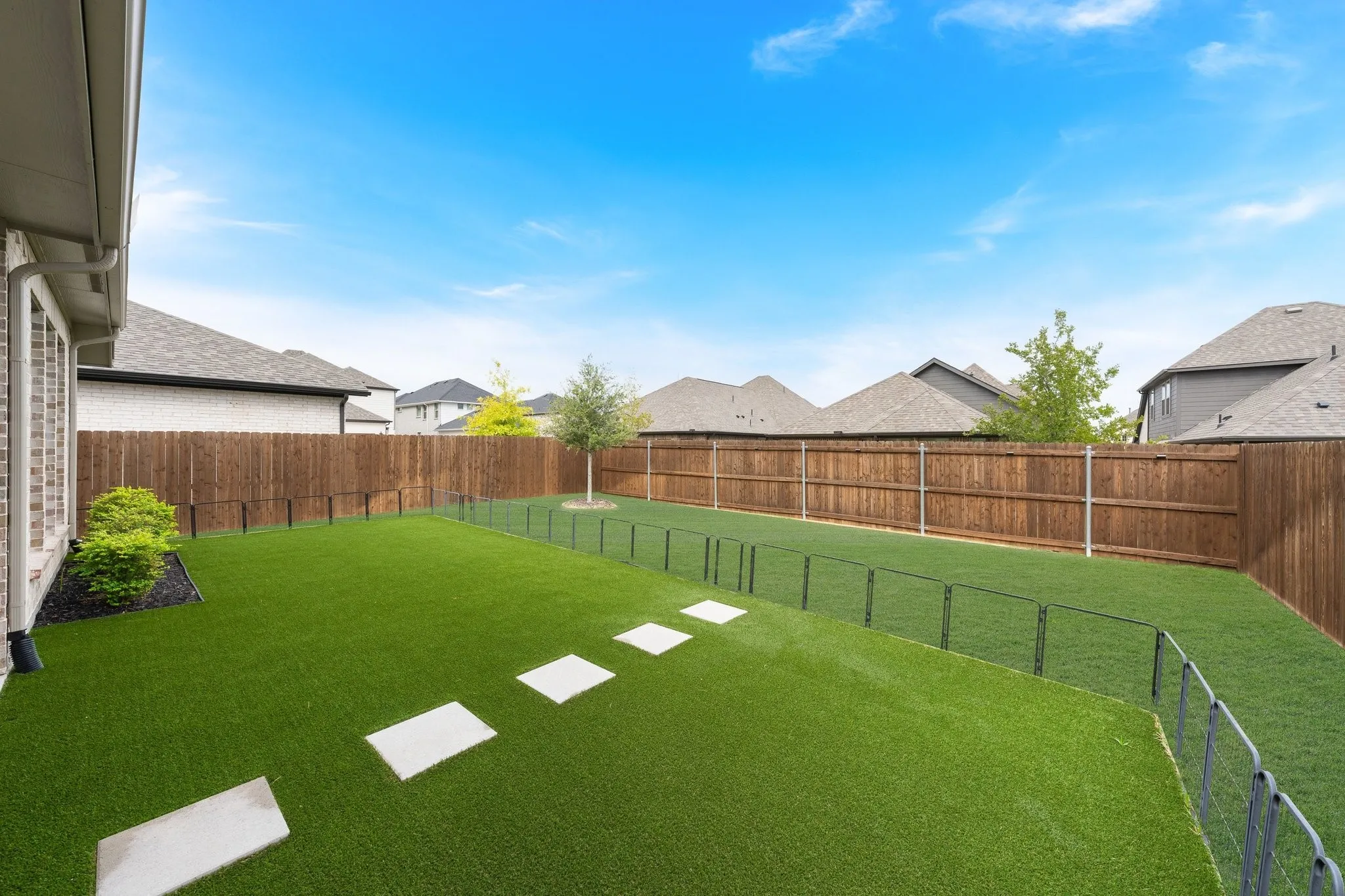 Single Family Residence For Rent in Rockwall County , 3033 Elmwood Street, Fate, Texas 75087, 4 Bedroom, 3 Bathroom, 2 Garage spaces, 2,480 Sqft, built in 2023, mls#21370974, Real Estate Agent in Fate, Homes For Rent in Rockwall county, Homes For Rent in Fate, Realtor in Fate Texas, Real Estate Brokerage Independent Realty Texas, Luminita Cordes Realtor