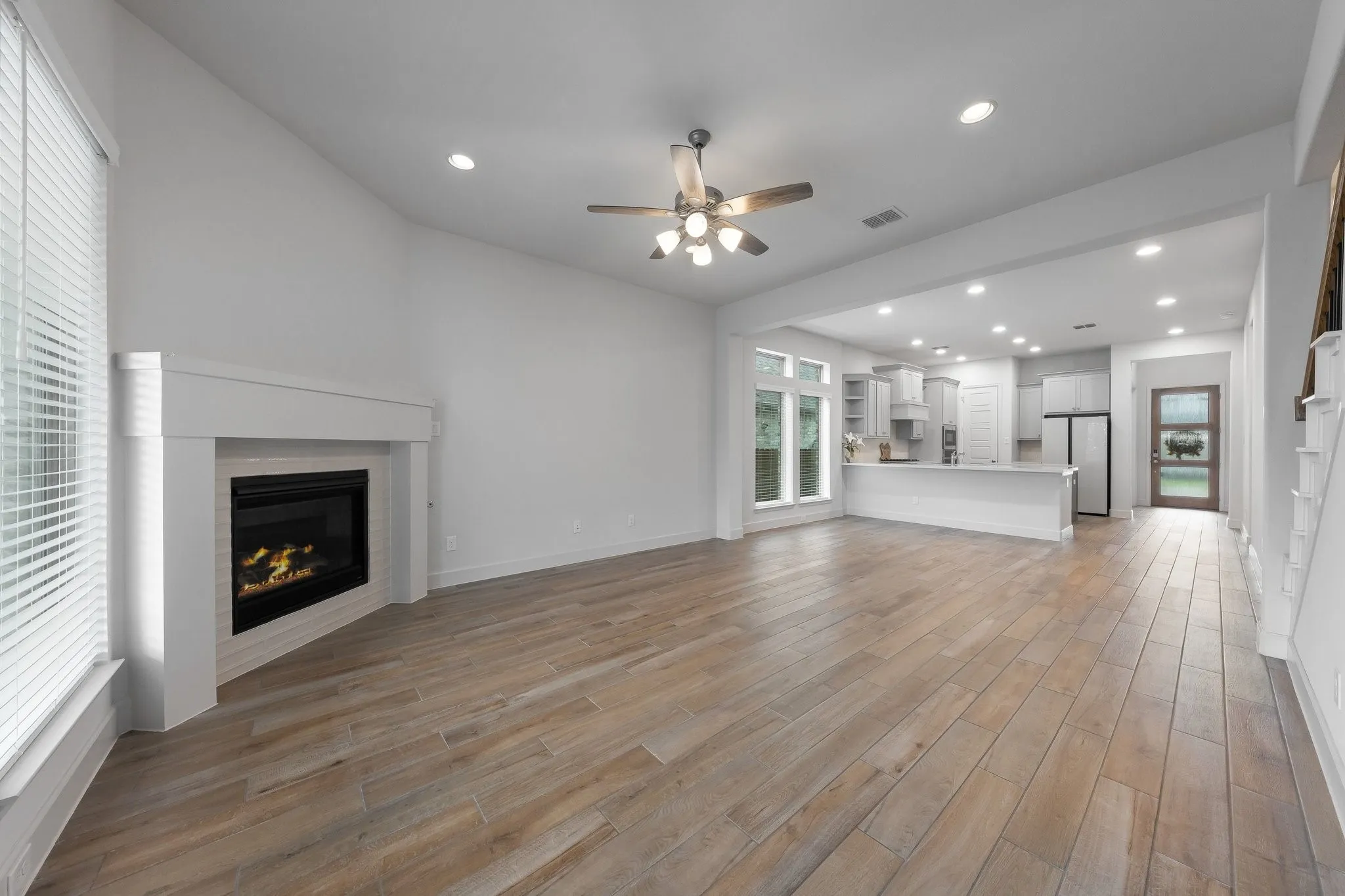 Single Family Residence For Rent in Rockwall County , 3033 Elmwood Street, Fate, Texas 75087, 4 Bedroom, 3 Bathroom, 2 Garage spaces, 2,480 Sqft, built in 2023, mls#21370974, Real Estate Agent in Fate, Homes For Rent in Rockwall county, Homes For Rent in Fate, Realtor in Fate Texas, Real Estate Brokerage Independent Realty Texas, Luminita Cordes Realtor