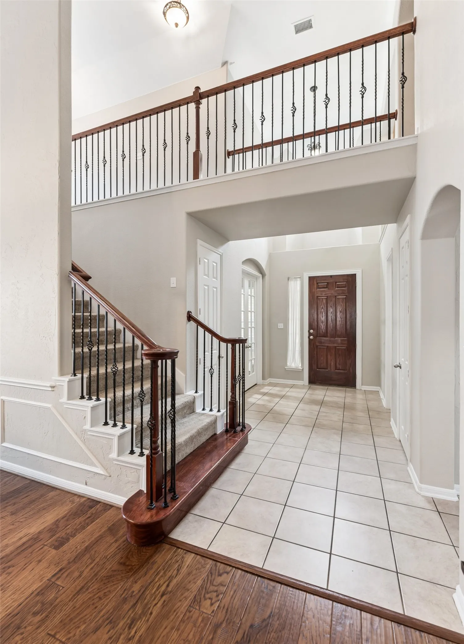 Single Family Residence For Rent in Tarrant County , 1301 Bramble Lane, Mansfield, Texas 76063, 4 Bedroom, 4 Bathroom, 3 Garage spaces, 3,884 Sqft, built in 2005, mls#21372451, Real Estate Agent in Mansfield, Homes For Rent in Tarrant county, Homes For Rent in Mansfield, Realtor in Mansfield Texas, Real Estate Brokerage Independent Realty Texas, Luminita Cordes Realtor