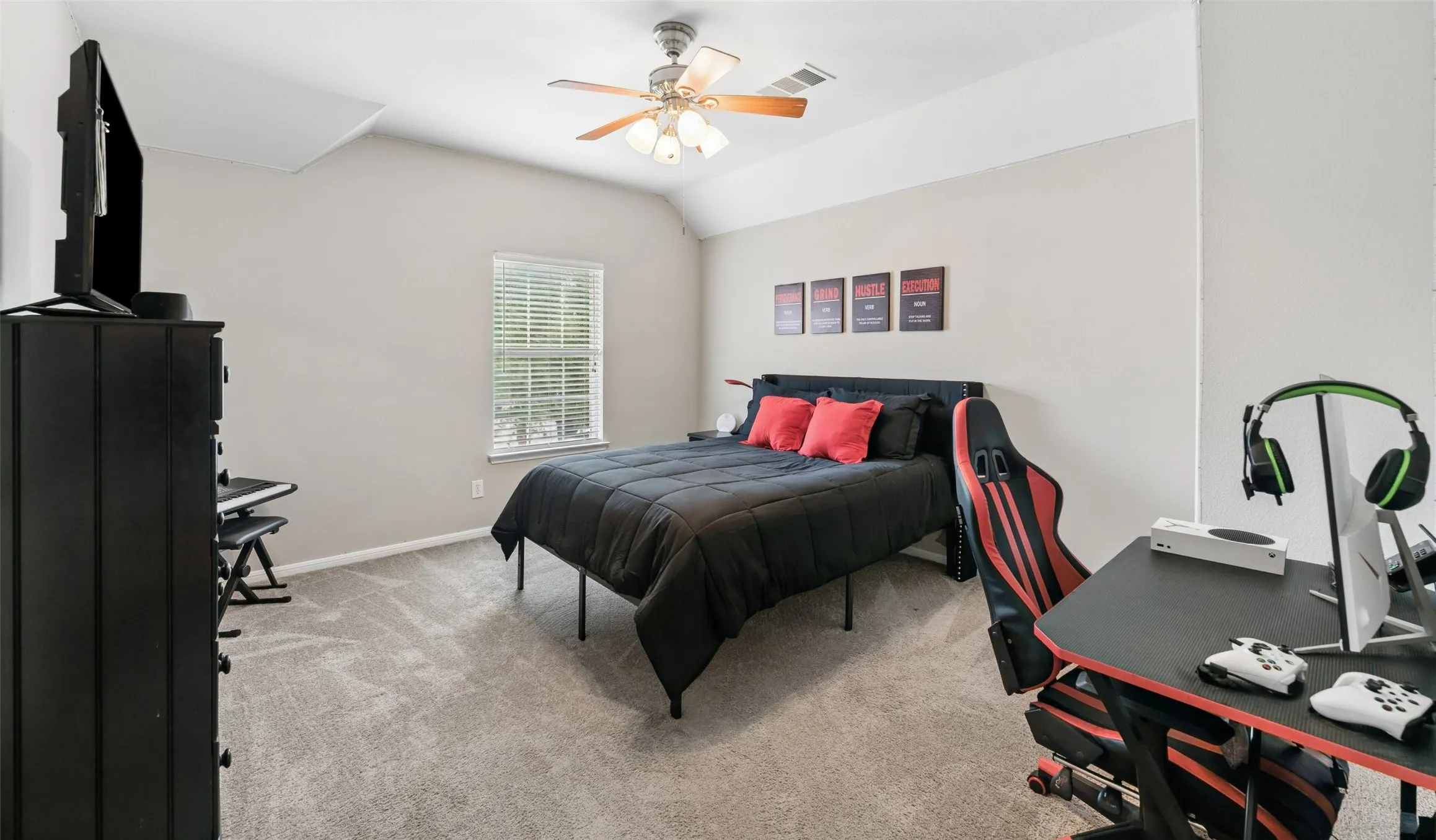 Single Family Residence For Rent in Tarrant County , 1301 Bramble Lane, Mansfield, Texas 76063, 4 Bedroom, 4 Bathroom, 3 Garage spaces, 3,884 Sqft, built in 2005, mls#21372451, Real Estate Agent in Mansfield, Homes For Rent in Tarrant county, Homes For Rent in Mansfield, Realtor in Mansfield Texas, Real Estate Brokerage Independent Realty Texas, Luminita Cordes Realtor