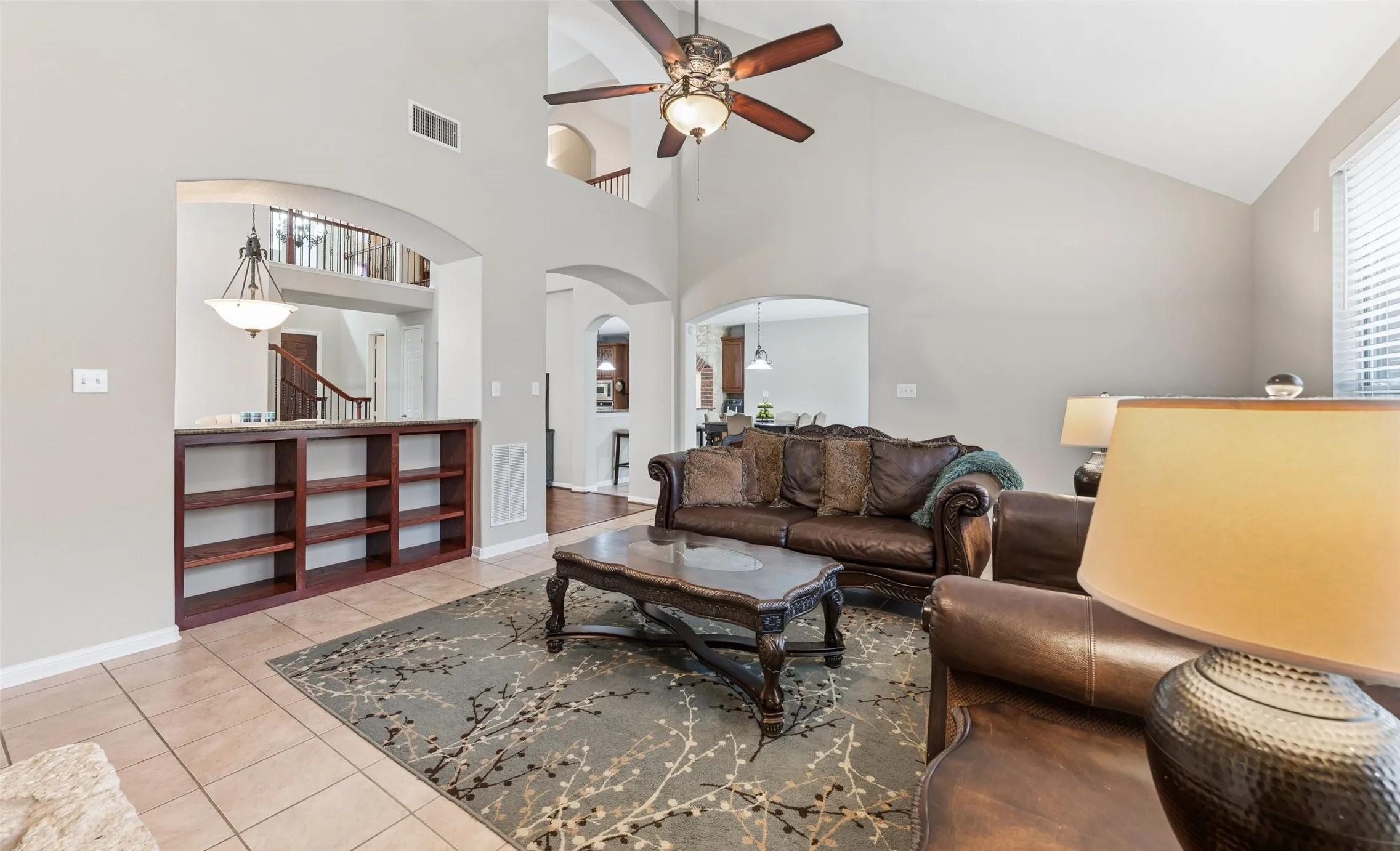Single Family Residence For Rent in Tarrant County , 1301 Bramble Lane, Mansfield, Texas 76063, 4 Bedroom, 4 Bathroom, 3 Garage spaces, 3,884 Sqft, built in 2005, mls#21372451, Real Estate Agent in Mansfield, Homes For Rent in Tarrant county, Homes For Rent in Mansfield, Realtor in Mansfield Texas, Real Estate Brokerage Independent Realty Texas, Luminita Cordes Realtor