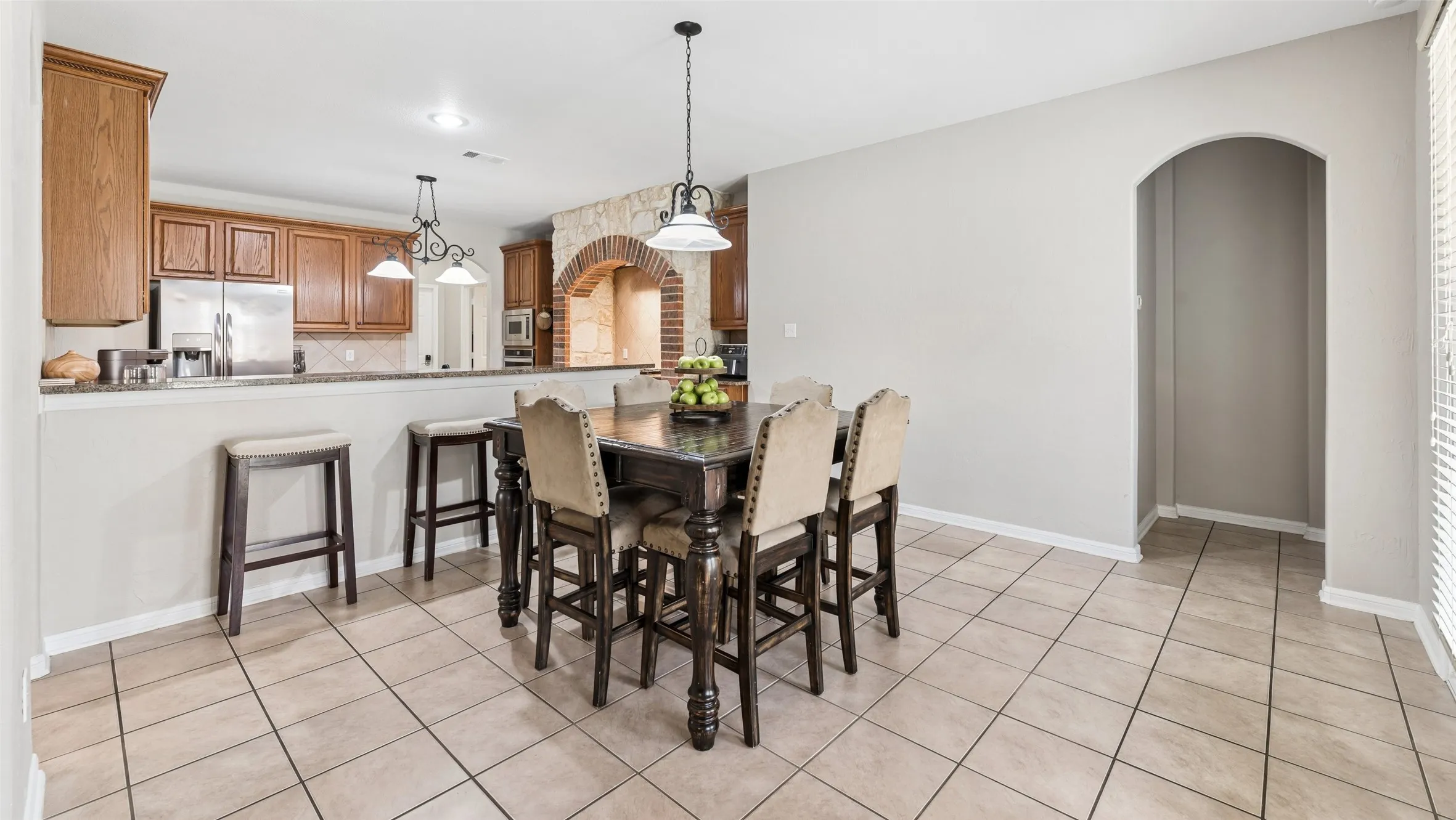 Single Family Residence For Rent in Tarrant County , 1301 Bramble Lane, Mansfield, Texas 76063, 4 Bedroom, 4 Bathroom, 3 Garage spaces, 3,884 Sqft, built in 2005, mls#21372451, Real Estate Agent in Mansfield, Homes For Rent in Tarrant county, Homes For Rent in Mansfield, Realtor in Mansfield Texas, Real Estate Brokerage Independent Realty Texas, Luminita Cordes Realtor