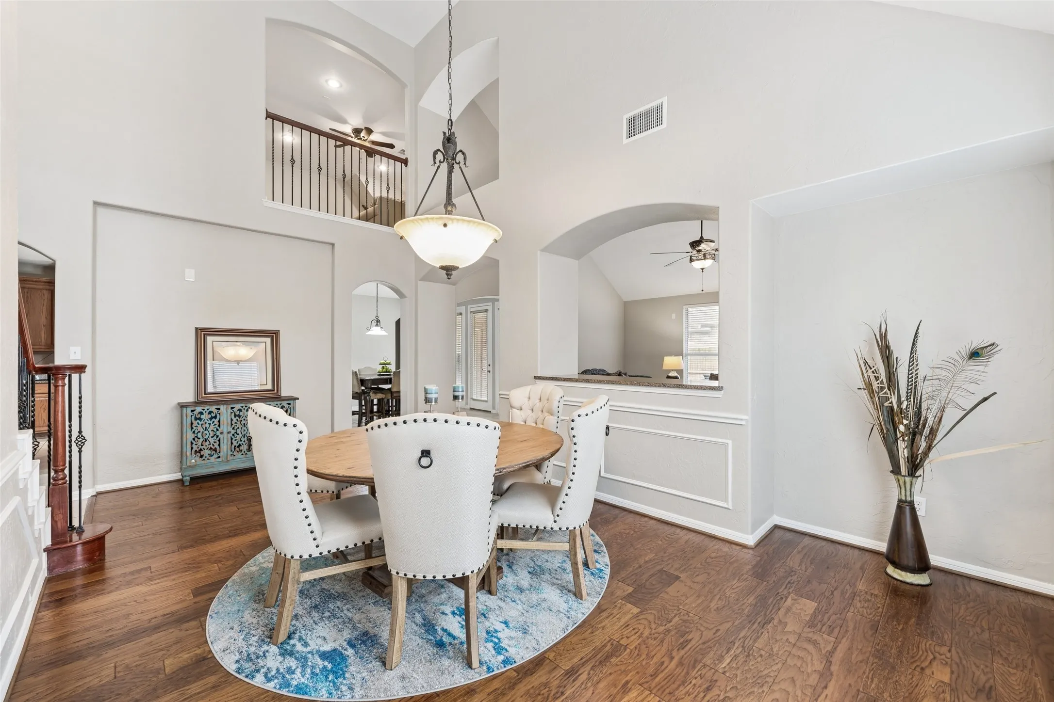 Single Family Residence For Rent in Tarrant County , 1301 Bramble Lane, Mansfield, Texas 76063, 4 Bedroom, 4 Bathroom, 3 Garage spaces, 3,884 Sqft, built in 2005, mls#21372451, Real Estate Agent in Mansfield, Homes For Rent in Tarrant county, Homes For Rent in Mansfield, Realtor in Mansfield Texas, Real Estate Brokerage Independent Realty Texas, Luminita Cordes Realtor