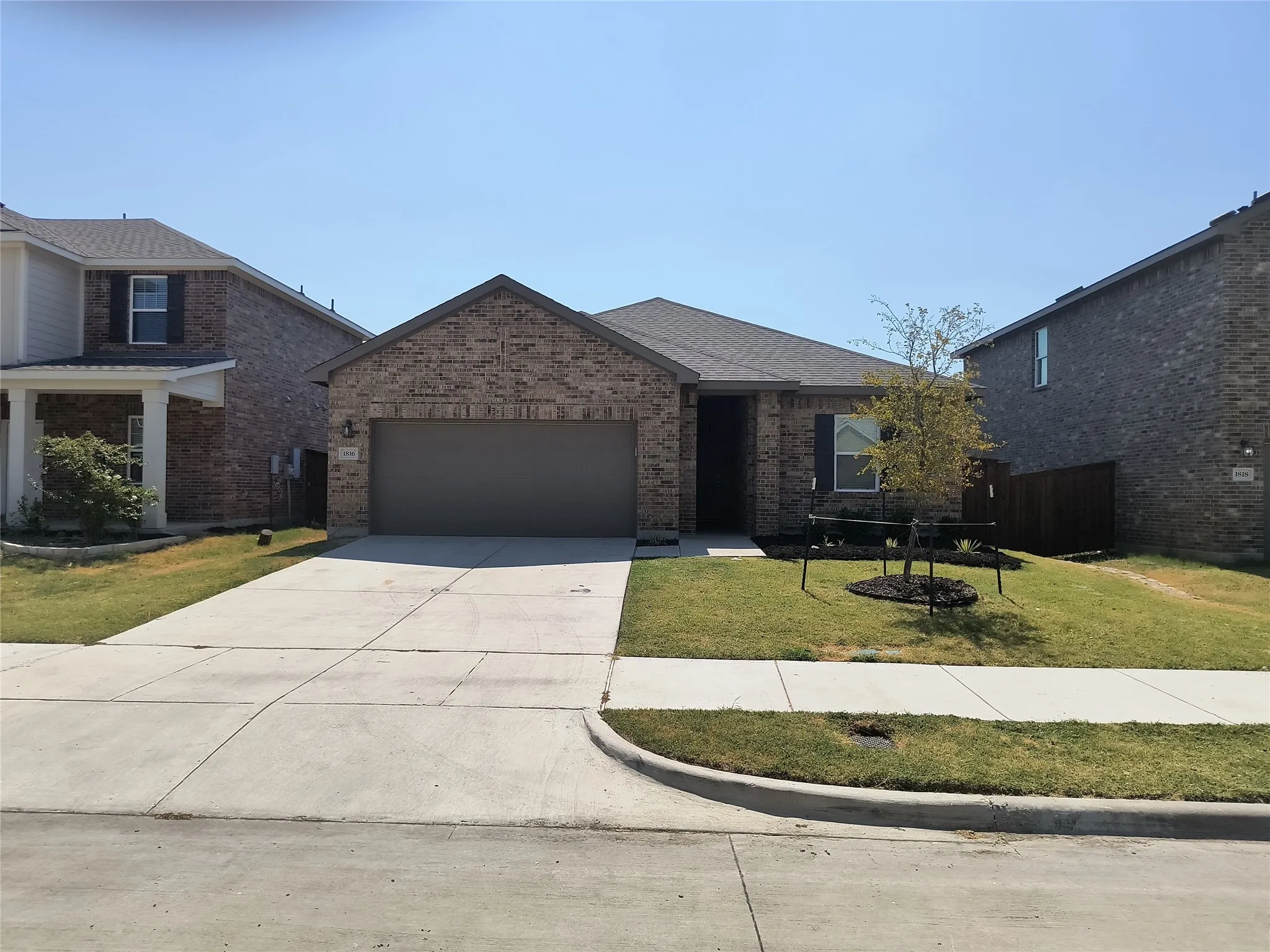 Single Family Residence For Rent in Kaufman County , 1816 Pueblo Street, Forney, Texas 75126, 4 Bedroom, 2 Bathroom, 2 Garage spaces, 2,204 Sqft, built in 2023, mls#21372390, Real Estate Agent in Forney, Homes For Rent in Kaufman county, Homes For Rent in Forney, Realtor in Forney Texas, Real Estate Brokerage Independent Realty Texas, Luminita Cordes Realtor