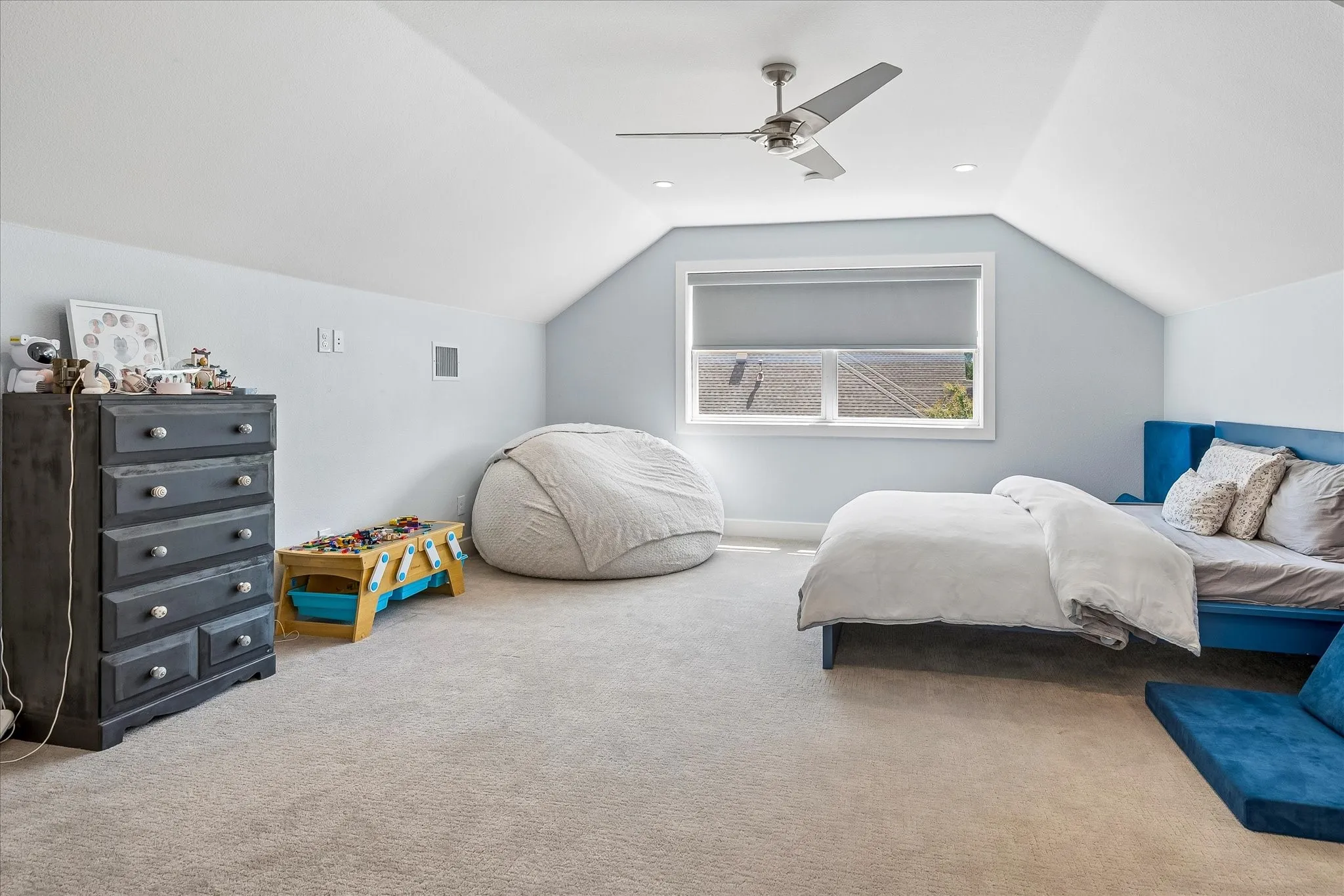 Single Family Residence For Sale in Dallas County , 14010 Carillon Drive, Dallas, Texas 75240, 4 Bedroom, 3 Bathroom, 2 Garage spaces, 3,622 Sqft, built in 1960, mls#21371923, Real Estate Agent in Dallas, Homes For Sale in Dallas county, Homes For Sale in Dallas, Realtor in Dallas Texas, Real Estate Brokerage Independent Realty Texas, Luminita Cordes Realtor