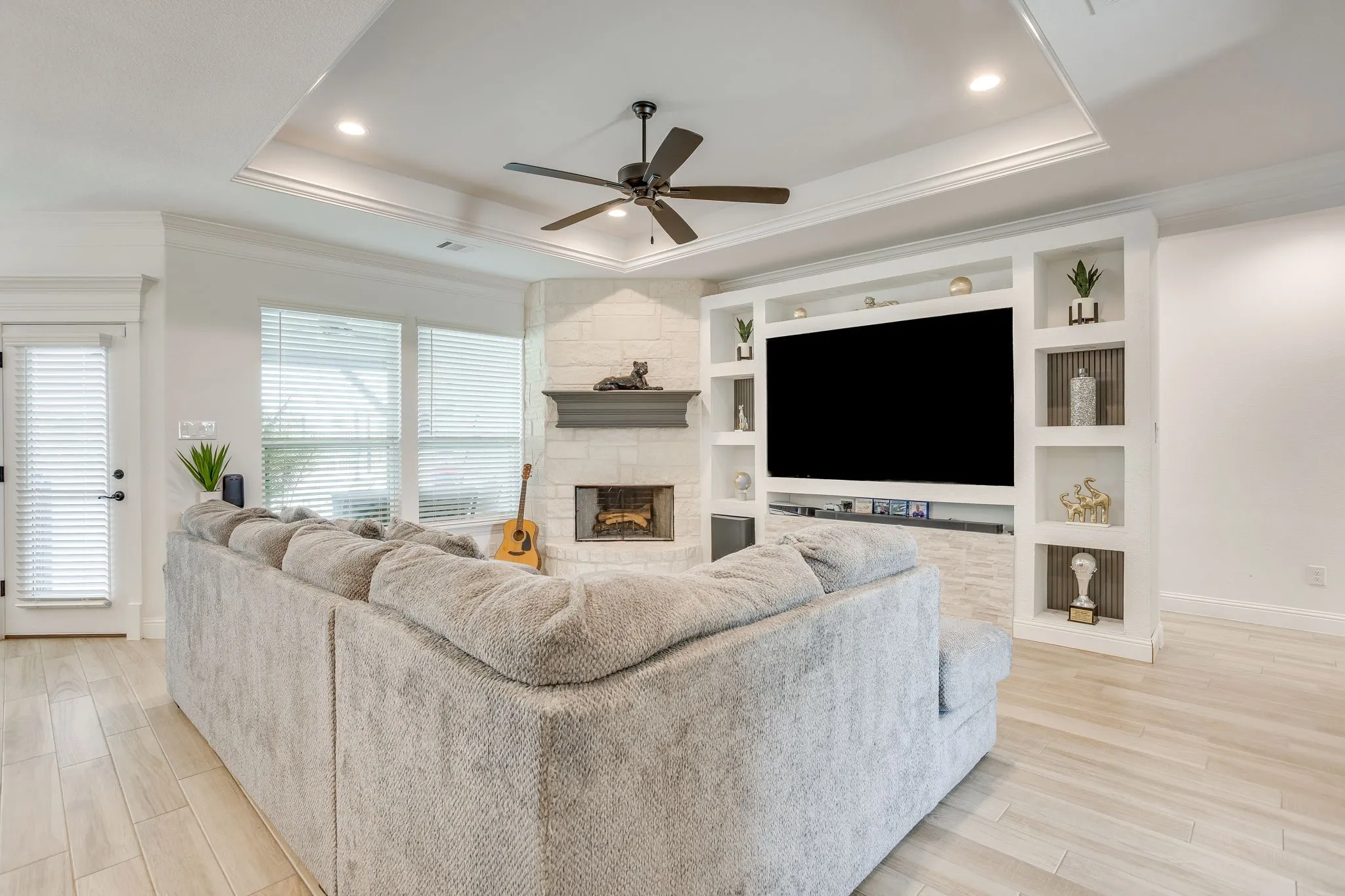 Single Family Residence For Sale in Parker County , 139 Oak Meadow Lane, Weatherford, Texas 76085, 4 Bedroom, 2 Bathroom, 2 Garage spaces, 2,205 Sqft, built in 2024, mls#21371128, Real Estate Agent in Weatherford, Homes For Sale in Parker county, Homes For Sale in Weatherford, Realtor in Weatherford Texas, Real Estate Brokerage Independent Realty Texas, Luminita Cordes Realtor