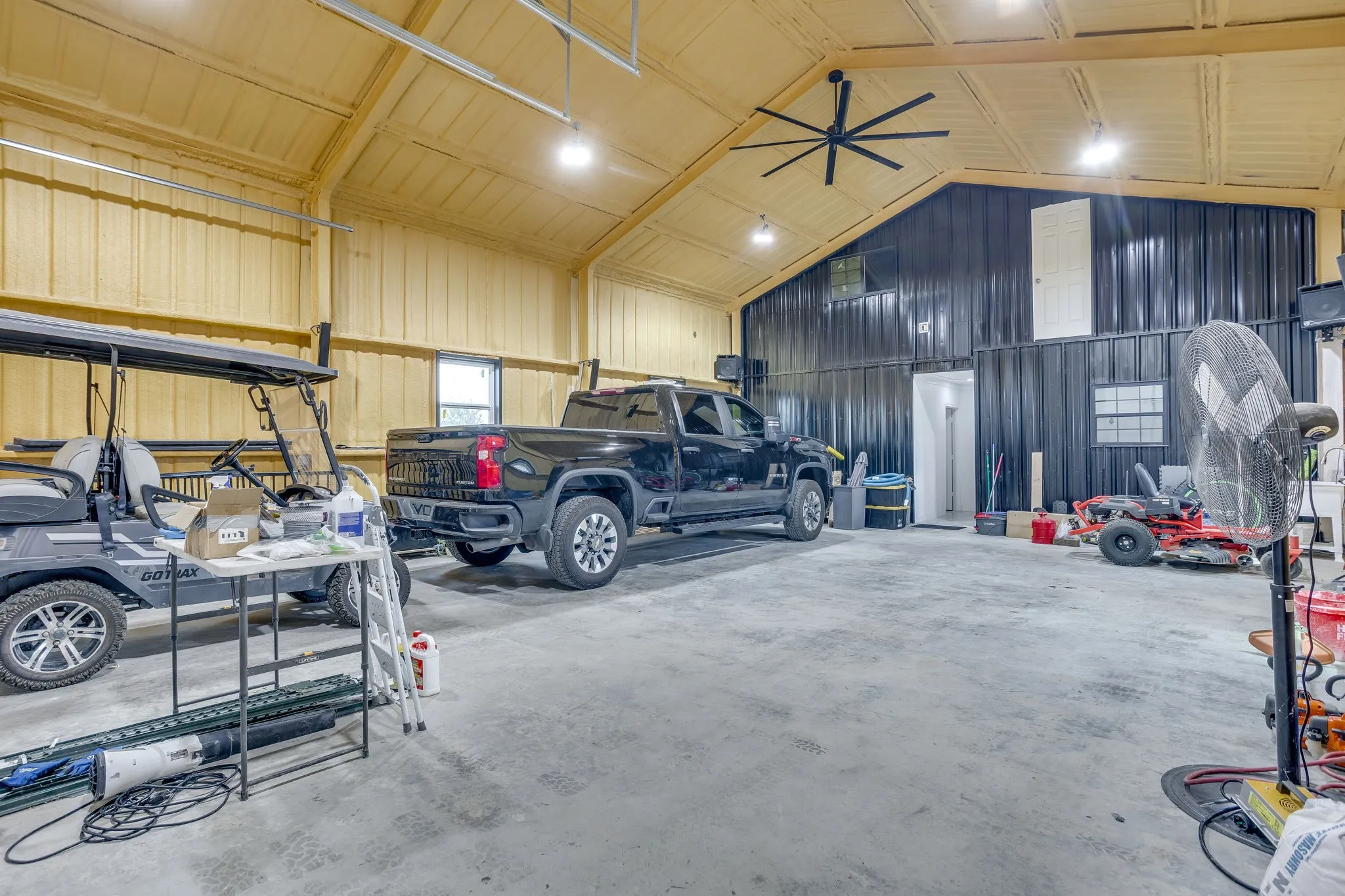 Single Family Residence For Sale in Parker County , 139 Oak Meadow Lane, Weatherford, Texas 76085, 4 Bedroom, 2 Bathroom, 2 Garage spaces, 2,205 Sqft, built in 2024, mls#21371128, Real Estate Agent in Weatherford, Homes For Sale in Parker county, Homes For Sale in Weatherford, Realtor in Weatherford Texas, Real Estate Brokerage Independent Realty Texas, Luminita Cordes Realtor