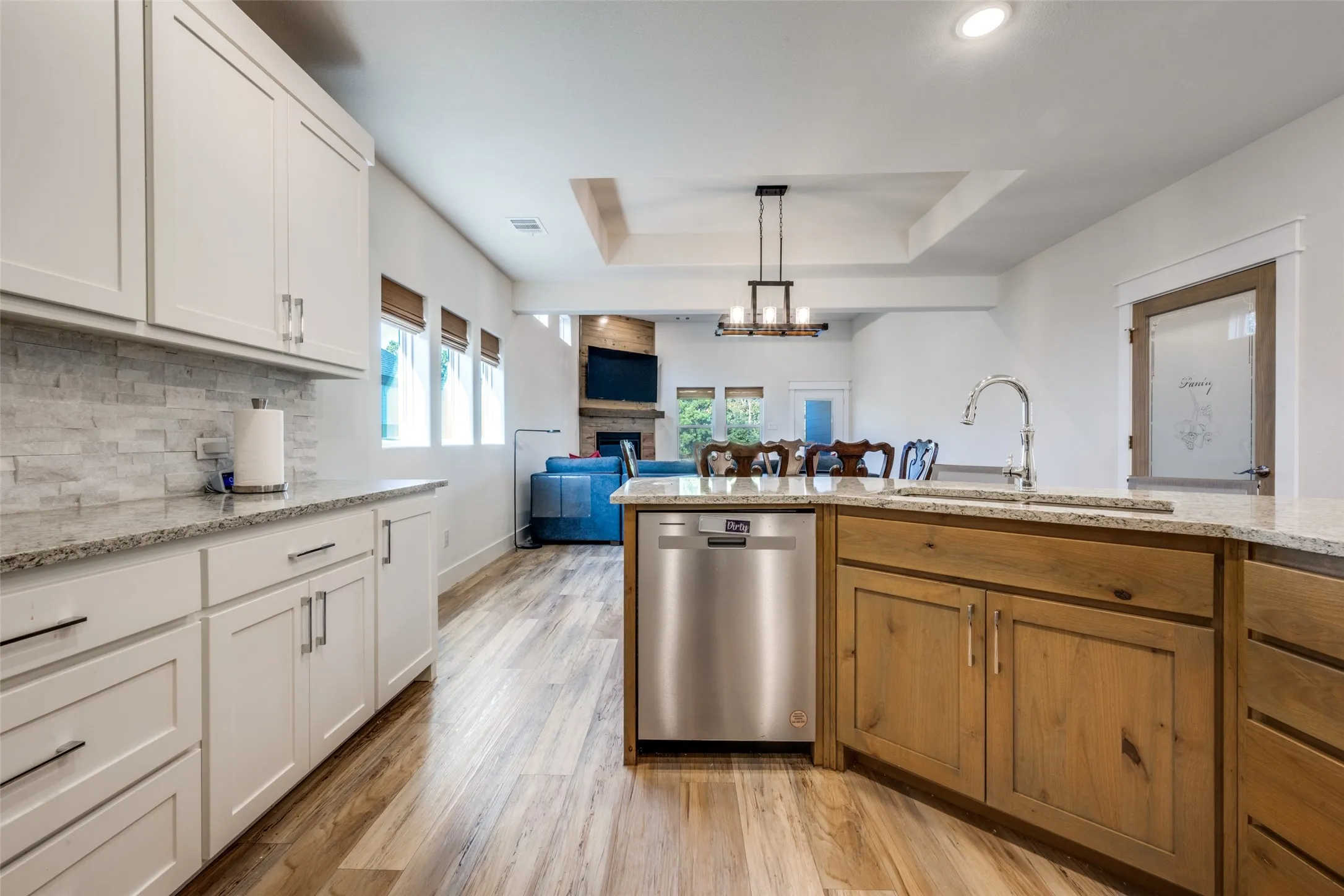 Single Family Residence For Sale in Denton County , 745 River Oak Way, Lake Dallas, Texas 75065, 4 Bedroom, 3 Bathroom, 2 Garage spaces, 1,996 Sqft, built in 2024, mls#21372482, Real Estate Agent in Lake Dallas, Homes For Sale in Denton county, Homes For Sale in Lake Dallas, Realtor in Lake Dallas Texas, Real Estate Brokerage Independent Realty Texas, Luminita Cordes Realtor