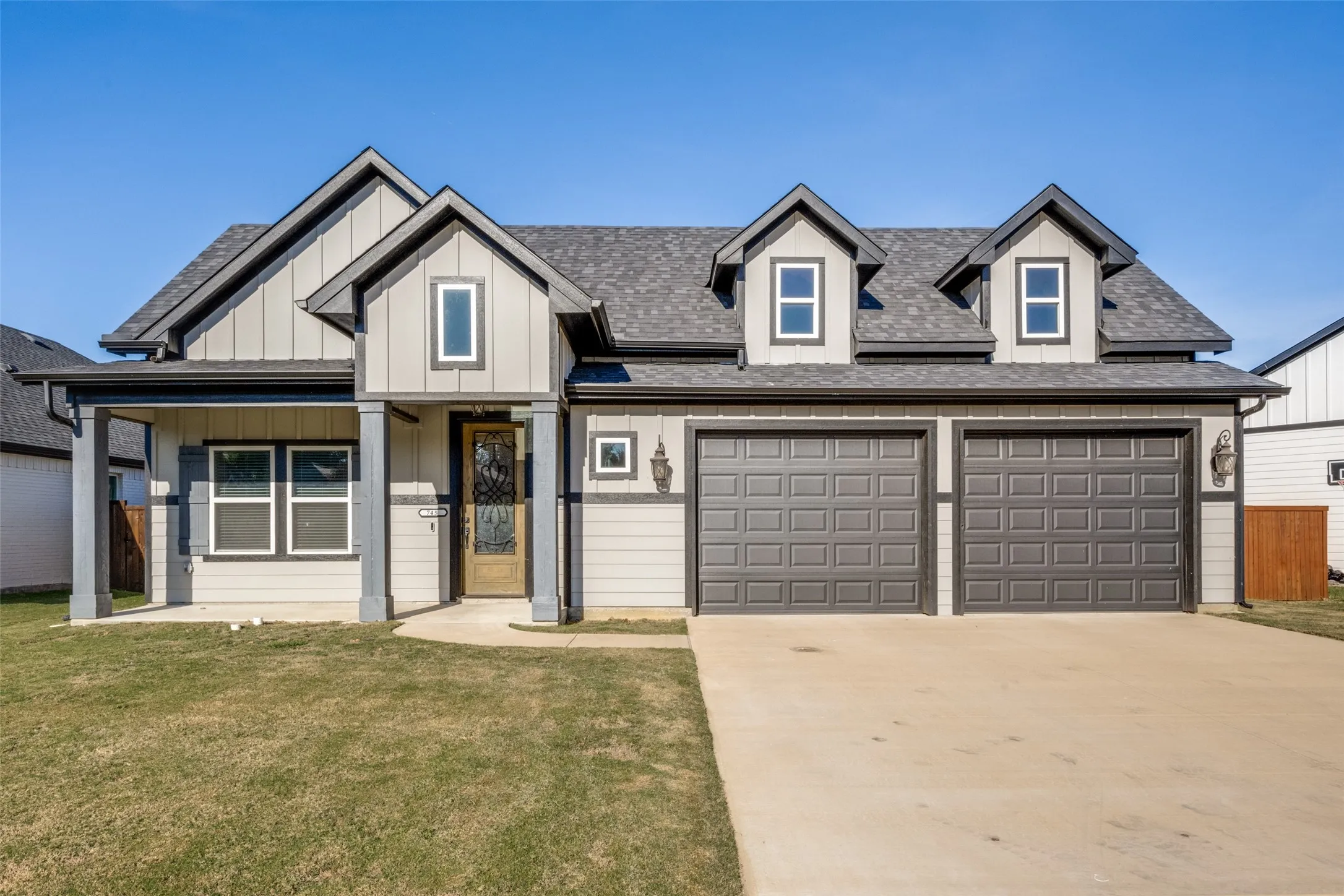 Single Family Residence For Sale in Denton County , 745 River Oak Way, Lake Dallas, Texas 75065, 4 Bedroom, 3 Bathroom, 2 Garage spaces, 1,996 Sqft, built in 2024, mls#21372482, Real Estate Agent in Lake Dallas, Homes For Sale in Denton county, Homes For Sale in Lake Dallas, Realtor in Lake Dallas Texas, Real Estate Brokerage Independent Realty Texas, Luminita Cordes Realtor