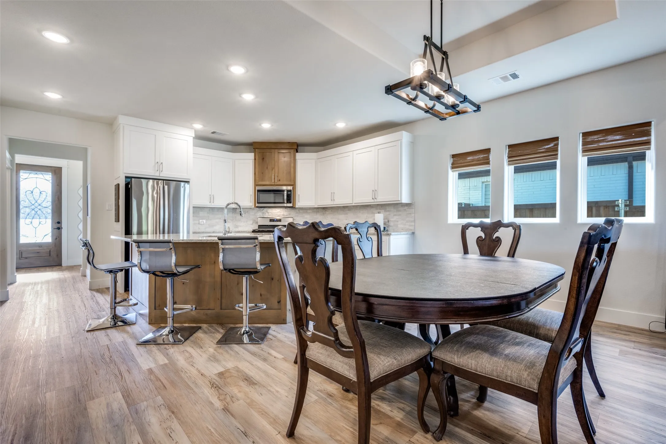 Single Family Residence For Sale in Denton County , 745 River Oak Way, Lake Dallas, Texas 75065, 4 Bedroom, 3 Bathroom, 2 Garage spaces, 1,996 Sqft, built in 2024, mls#21372482, Real Estate Agent in Lake Dallas, Homes For Sale in Denton county, Homes For Sale in Lake Dallas, Realtor in Lake Dallas Texas, Real Estate Brokerage Independent Realty Texas, Luminita Cordes Realtor