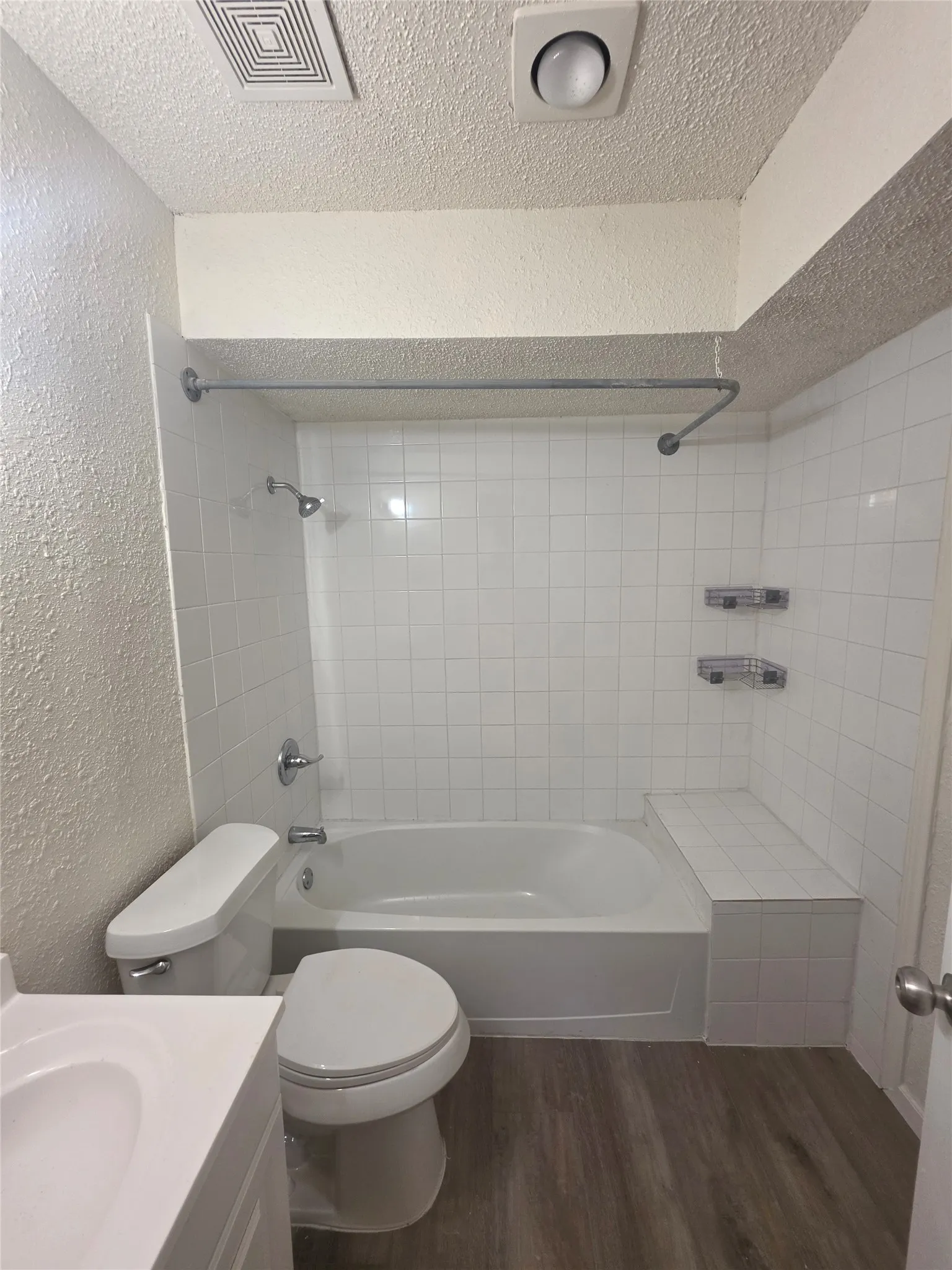 Single Family Residence For Rent in Dallas County , 7334 Ridge Park Lane, Dallas, Texas 75232, 4 Bedroom, 2 Bathroom, 2 Garage spaces, 1,460 Sqft, built in 1975, mls#21372490, Real Estate Agent in Dallas, Homes For Rent in Dallas county, Homes For Rent in Dallas, Realtor in Dallas Texas, Real Estate Brokerage Independent Realty Texas, Luminita Cordes Realtor