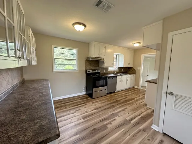 Single Family Residence For Sale in Cass County , 854 County Road 4228, Atlanta, Texas 75551, 2 Bedroom, 2 Bathroom, Garage spaces, 1,440 Sqft, built in 1965, mls#21372478, Real Estate Agent in Atlanta, Homes For Sale in Cass county, Homes For Sale in Atlanta, Realtor in Atlanta Texas, Real Estate Brokerage Independent Realty Texas, Luminita Cordes Realtor