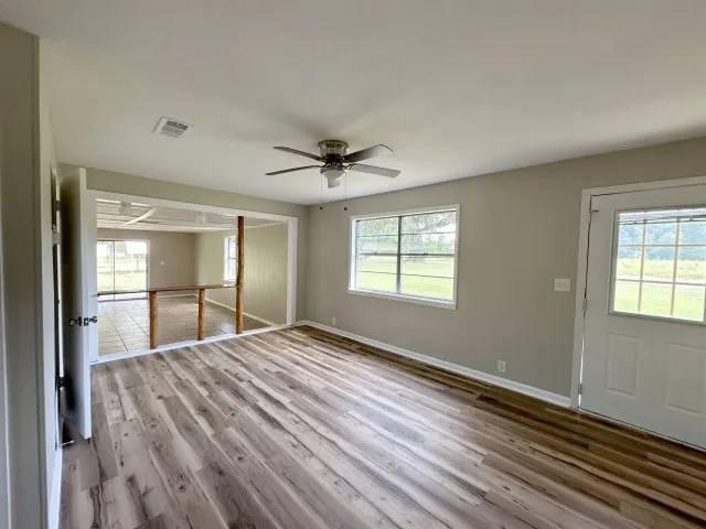 Single Family Residence For Sale in Cass County , 854 County Road 4228, Atlanta, Texas 75551, 2 Bedroom, 2 Bathroom, Garage spaces, 1,440 Sqft, built in 1965, mls#21372478, Real Estate Agent in Atlanta, Homes For Sale in Cass county, Homes For Sale in Atlanta, Realtor in Atlanta Texas, Real Estate Brokerage Independent Realty Texas, Luminita Cordes Realtor