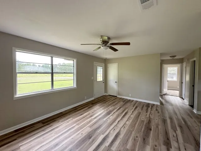 Single Family Residence For Sale in Cass County , 854 County Road 4228, Atlanta, Texas 75551, 2 Bedroom, 2 Bathroom, Garage spaces, 1,440 Sqft, built in 1965, mls#21372478, Real Estate Agent in Atlanta, Homes For Sale in Cass county, Homes For Sale in Atlanta, Realtor in Atlanta Texas, Real Estate Brokerage Independent Realty Texas, Luminita Cordes Realtor