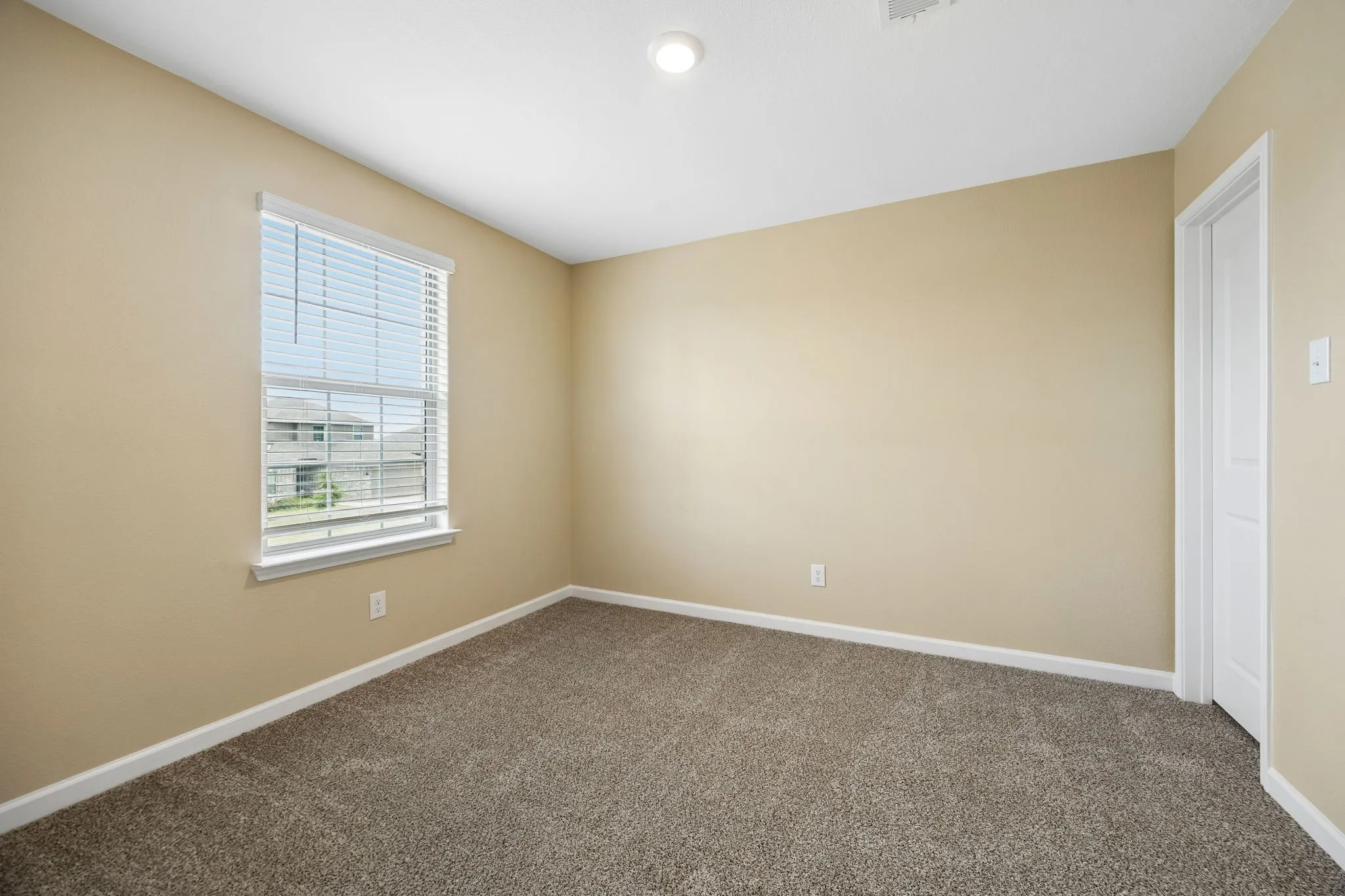 Single Family Residence For Rent in Collin County , 274 Moonstone Way, Princeton, Texas 75407, 4 Bedroom, 3 Bathroom, 2 Garage spaces, 2,292 Sqft, built in 2021, mls#21372493, Real Estate Agent in Princeton, Homes For Rent in Collin county, Homes For Rent in Princeton, Realtor in Princeton Texas, Real Estate Brokerage Independent Realty Texas, Luminita Cordes Realtor