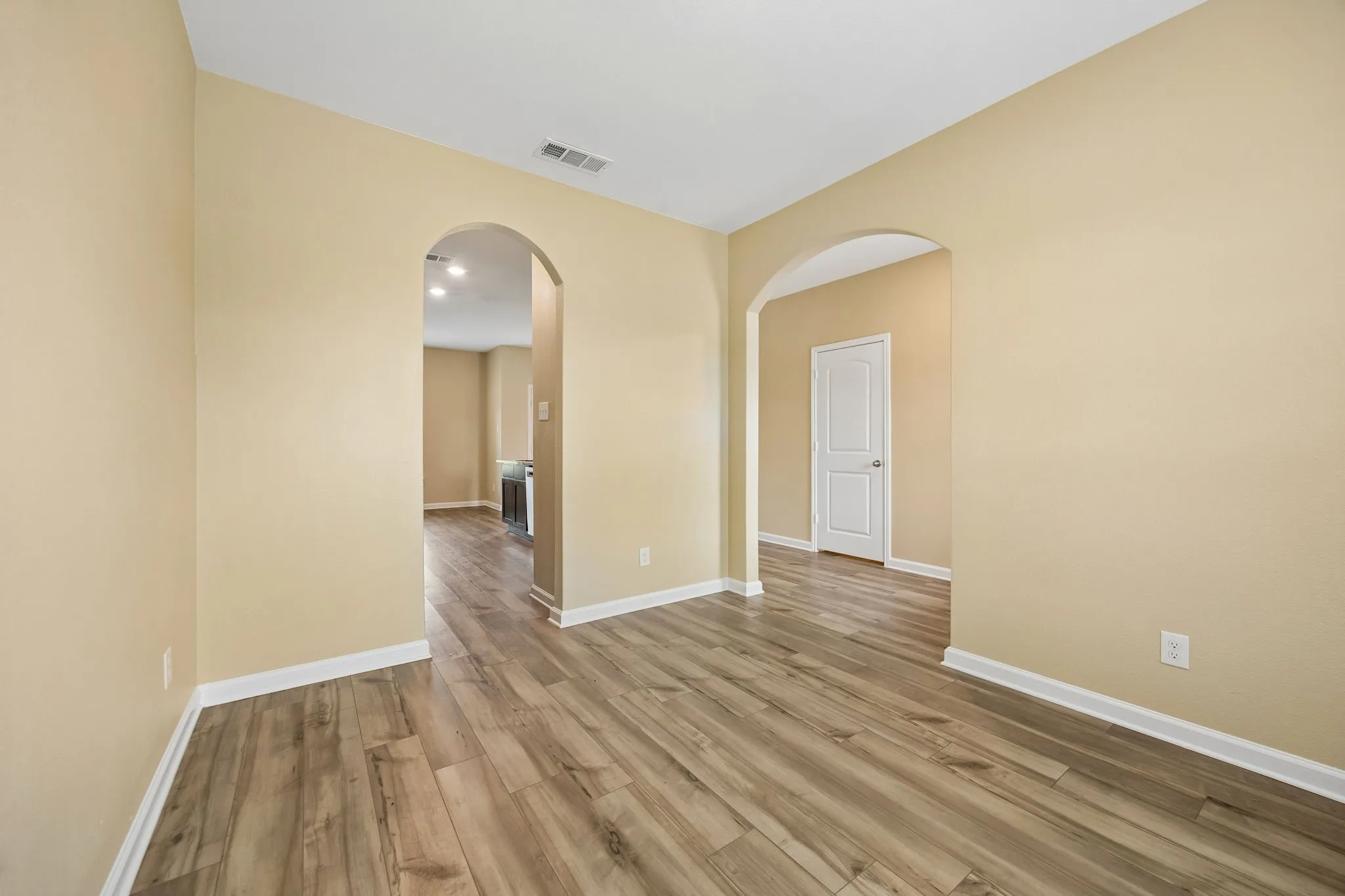 Single Family Residence For Rent in Collin County , 274 Moonstone Way, Princeton, Texas 75407, 4 Bedroom, 3 Bathroom, 2 Garage spaces, 2,292 Sqft, built in 2021, mls#21372493, Real Estate Agent in Princeton, Homes For Rent in Collin county, Homes For Rent in Princeton, Realtor in Princeton Texas, Real Estate Brokerage Independent Realty Texas, Luminita Cordes Realtor