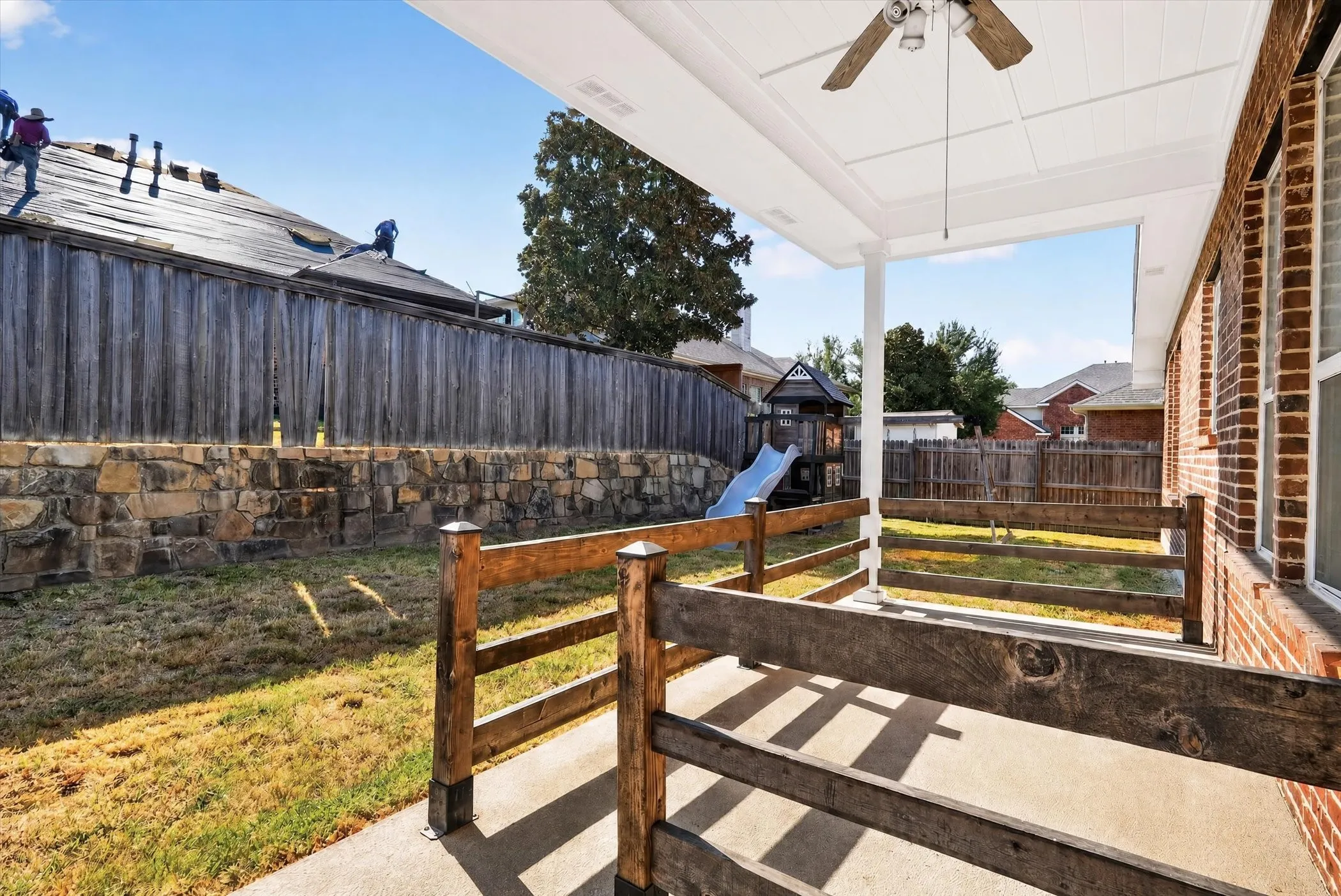 Single Family Residence For Sale in Tarrant County , 4507 Foxmeadow Trail, Arlington, Texas 76017, 3 Bedroom, 2 Bathroom, 2 Garage spaces, 1,900 Sqft, built in 2008, mls#21372472, Real Estate Agent in Arlington, Homes For Sale in Tarrant county, Homes For Sale in Arlington, Realtor in Arlington Texas, Real Estate Brokerage Independent Realty Texas, Luminita Cordes Realtor