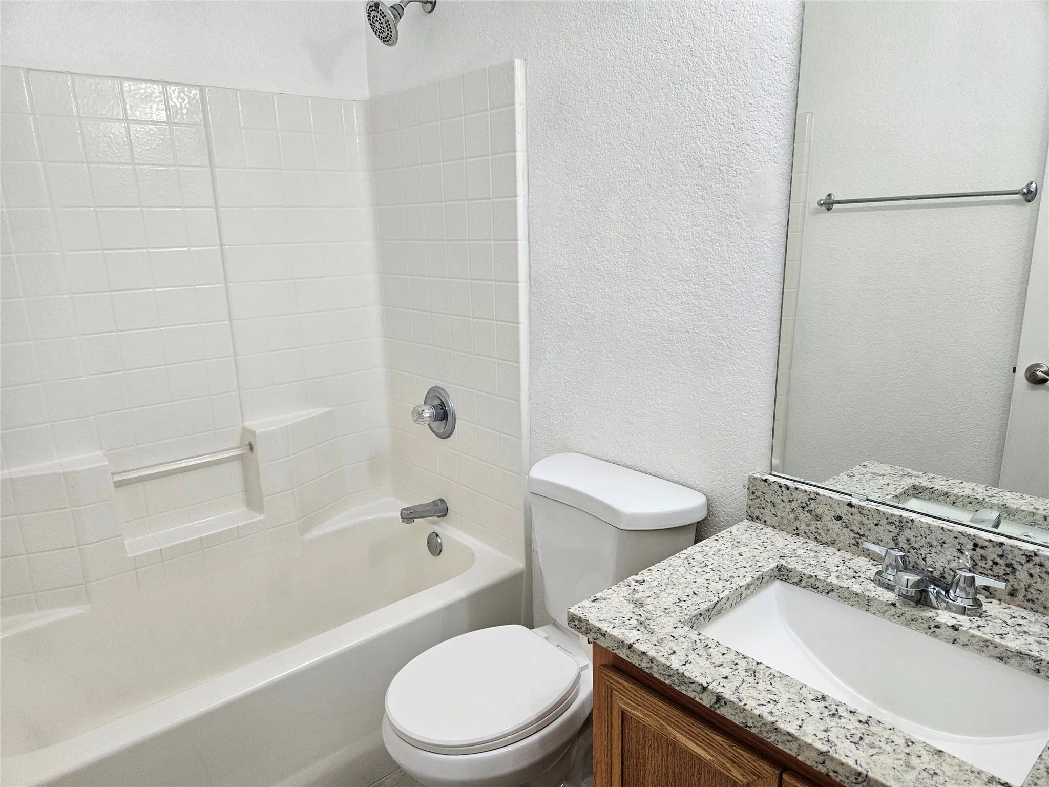 Single Family Residence For Sale in Tarrant County , 5901 Rising Meadow Drive, Arlington, Texas 76018, 4 Bedroom, 2 Bathroom, 2 Garage spaces, 1,904 Sqft, built in 2000, mls#21371946, Real Estate Agent in Arlington, Homes For Sale in Tarrant county, Homes For Sale in Arlington, Realtor in Arlington Texas, Real Estate Brokerage Independent Realty Texas, Luminita Cordes Realtor