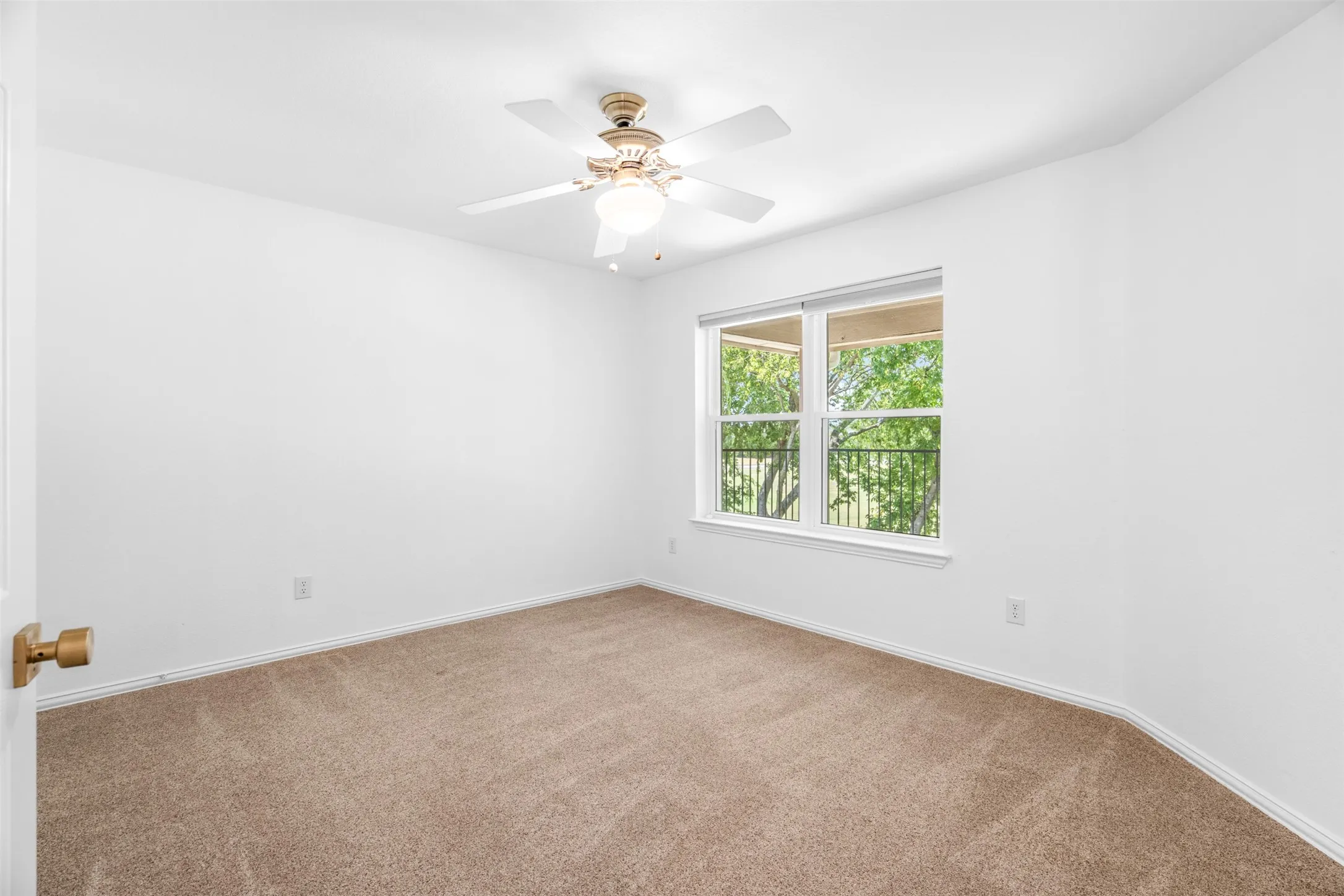 Single Family Residence For Sale in Collin County , 1702 Leander Court, Allen, Texas 75002, 4 Bedroom, 3 Bathroom, 2 Garage spaces, 2,953 Sqft, built in 2002, mls#21371659, Real Estate Agent in Allen, Homes For Sale in Collin county, Homes For Sale in Allen, Realtor in Allen Texas, Real Estate Brokerage Independent Realty Texas, Luminita Cordes Realtor